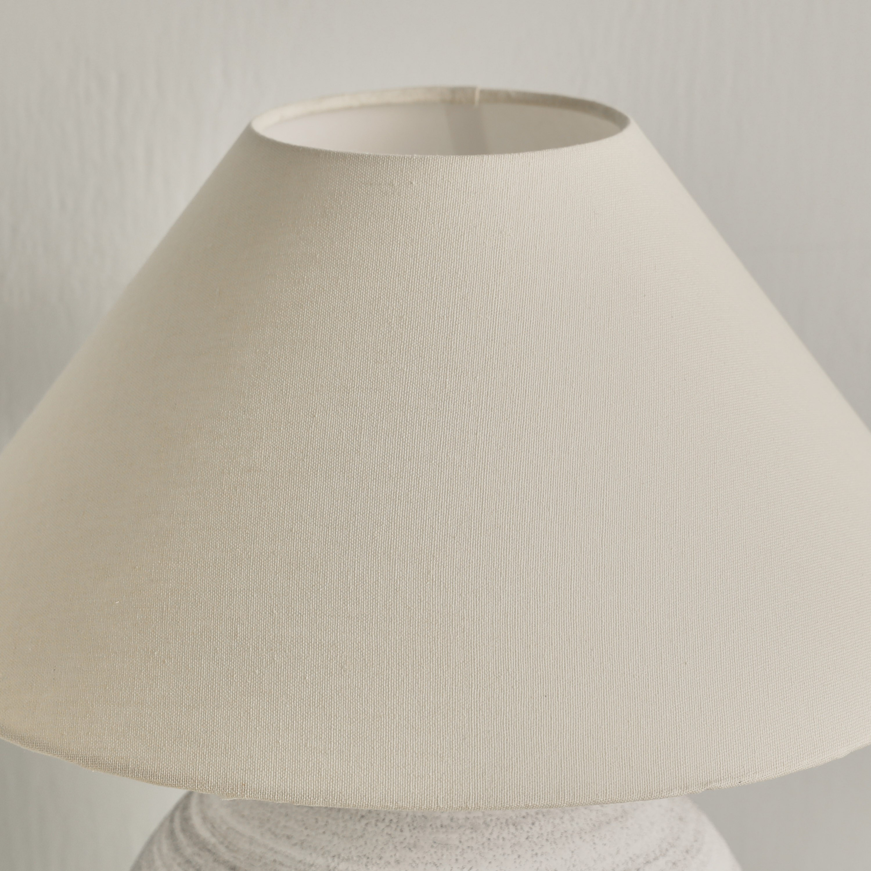 Tolima Ceramic Table Lamp - 44 cm-household-lighting-tableanddesklamps-image-4