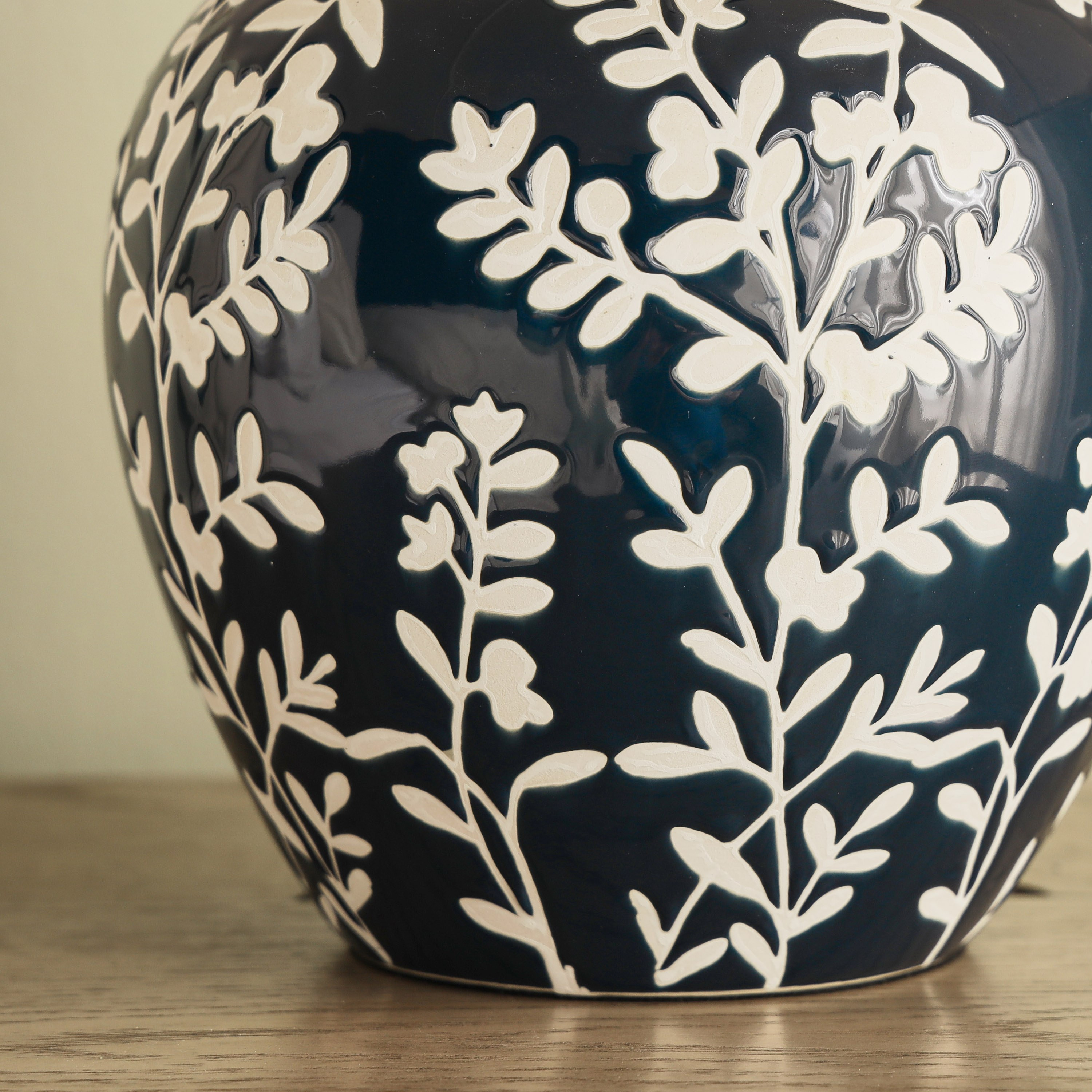 Millunu Ceramic Table Lamp - 41 cm-household-lighting-tableanddesklamps-image-3