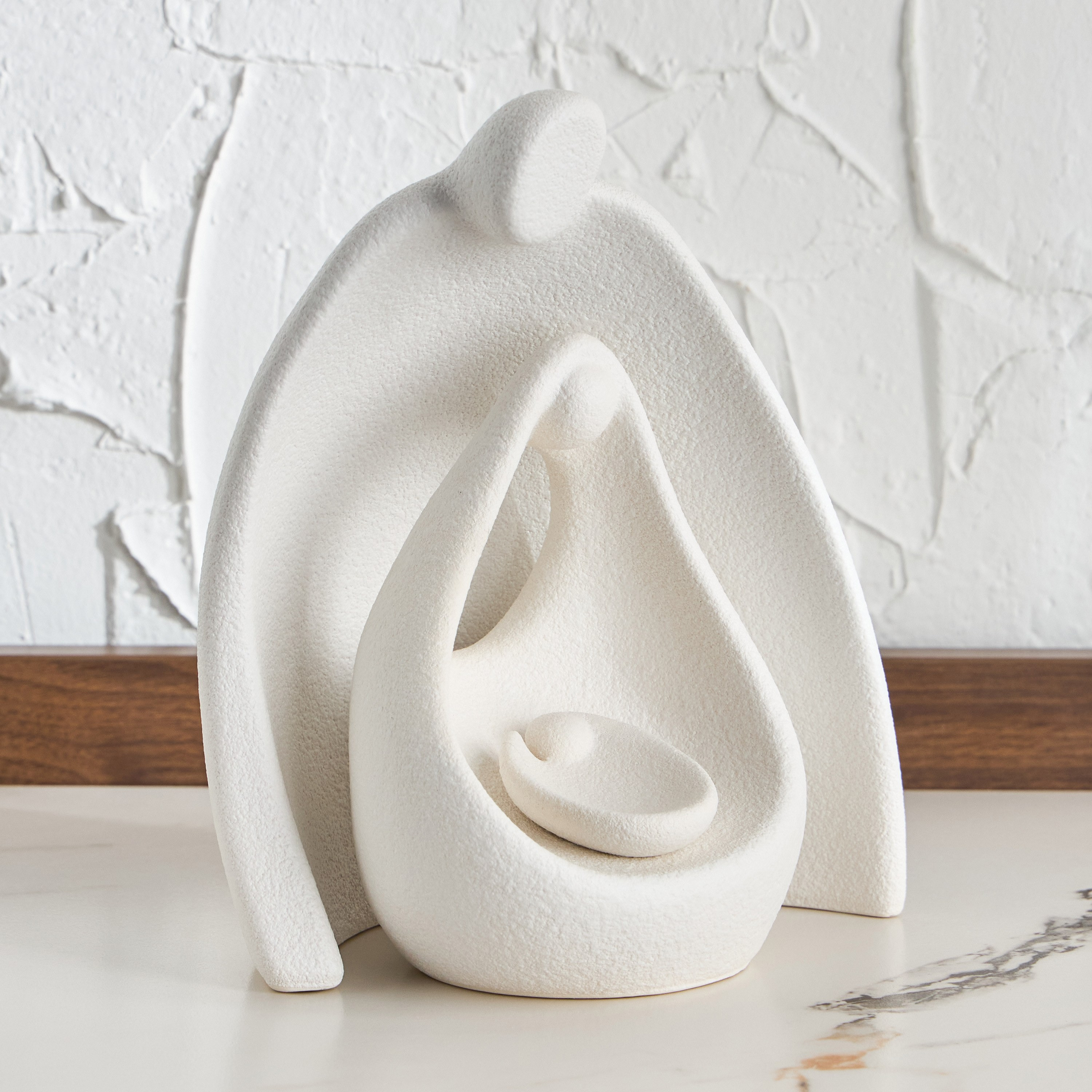 Familia Decorative Sculpture-household-decor-decorativeobjectsandsculptures-image-1