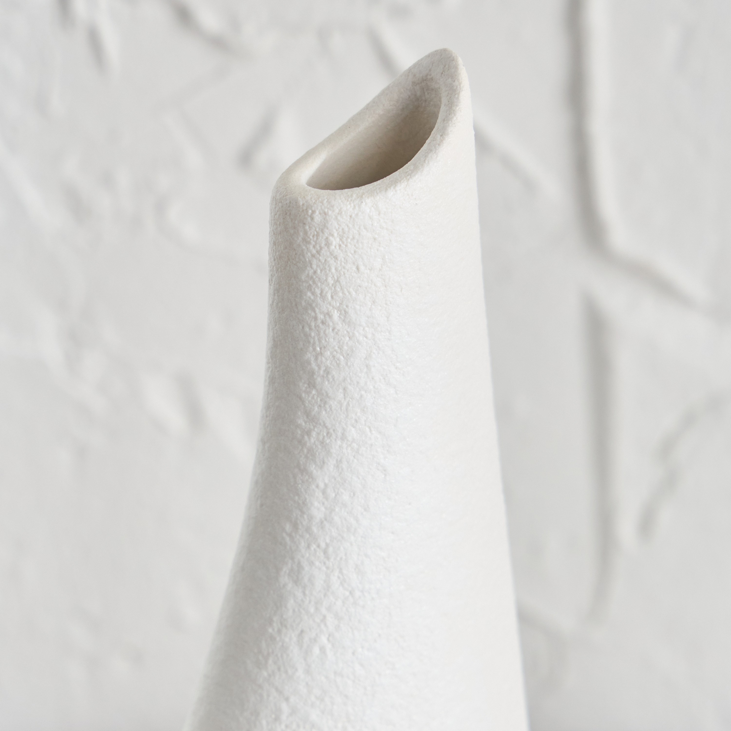 Logan Bottle Ceramic Vase - 29 cm-household-decor-vasesandbowls-image-2