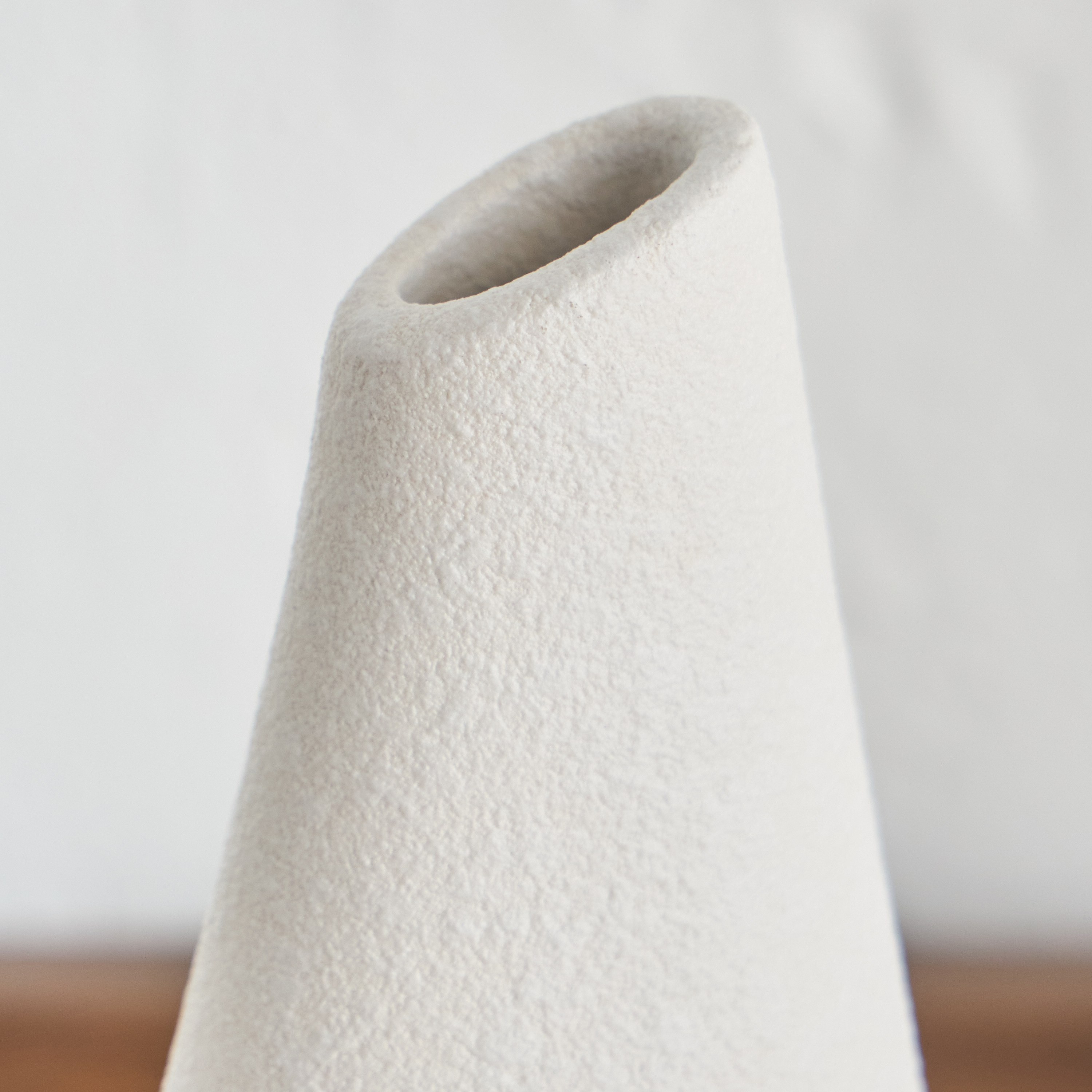 Logan Bottle Ceramic Vase - 20 cm-household-decor-vasesandbowls-image-2