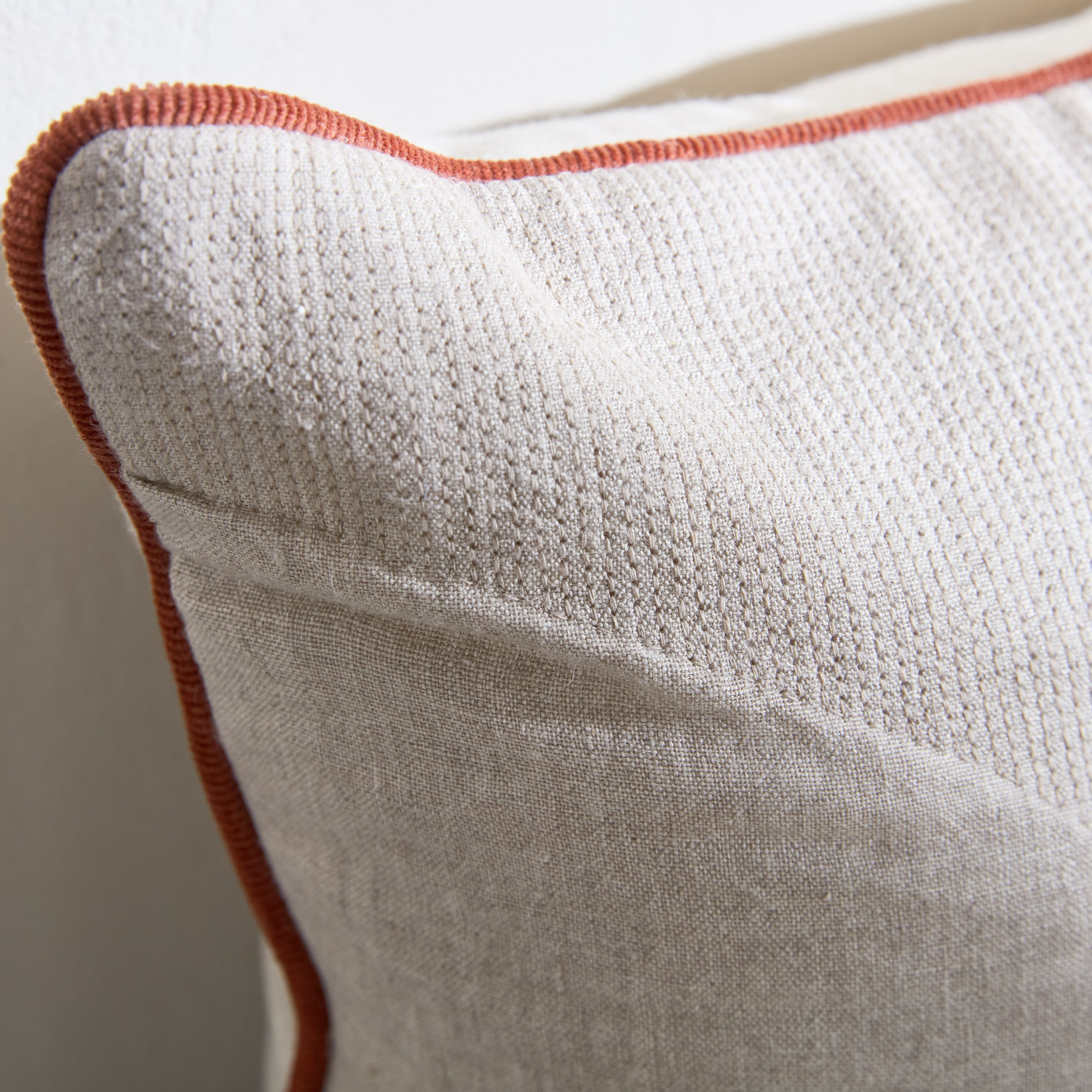 Pebble Embossed Filled Cushion - 50x50 cm-household-cushionsandthrows-filledcushions-decorativecushions-image-2