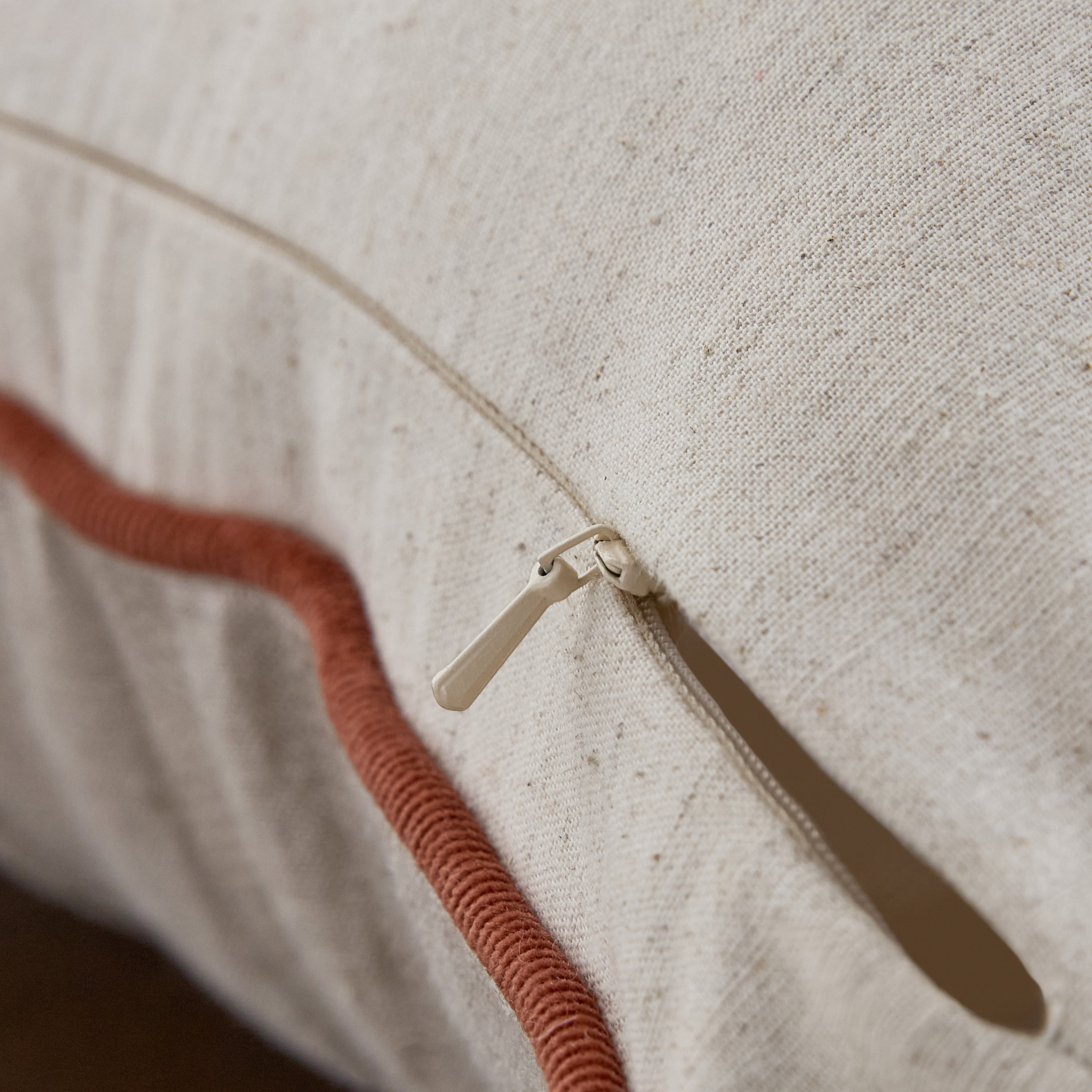 Pebble Embossed Filled Cushion - 50x50 cm-household-cushionsandthrows-filledcushions-decorativecushions-image-3
