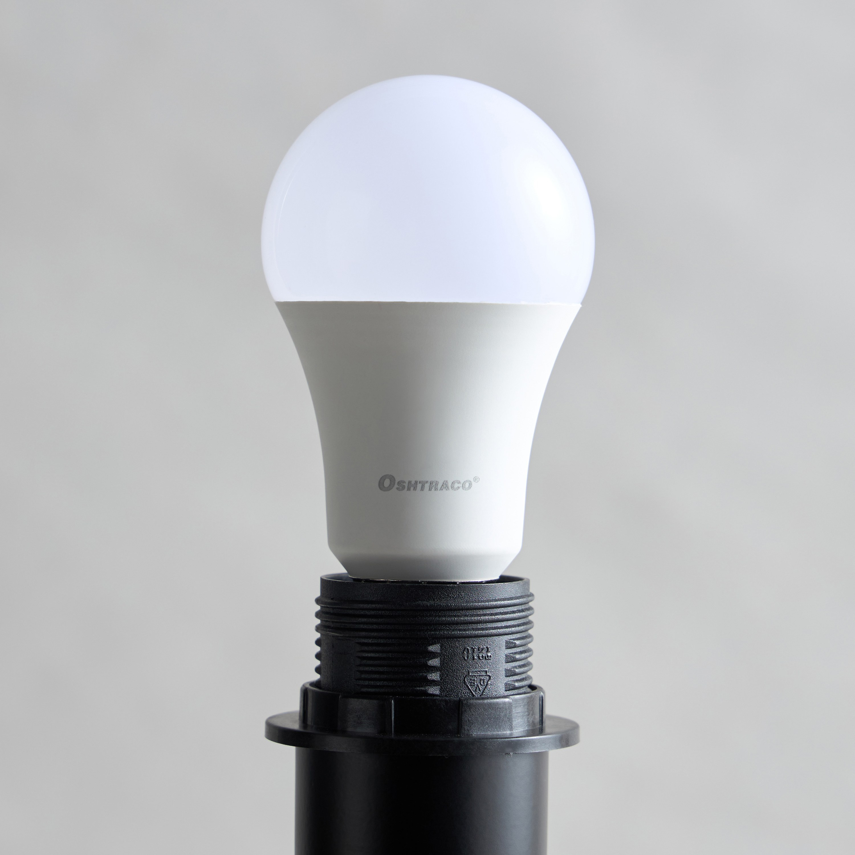 Oshtraco A60 LED Dimmable Bulb - 7 W E27 640 Lumen Warm White-household-lighting-bulbsandbatteries-bulbs-image-2