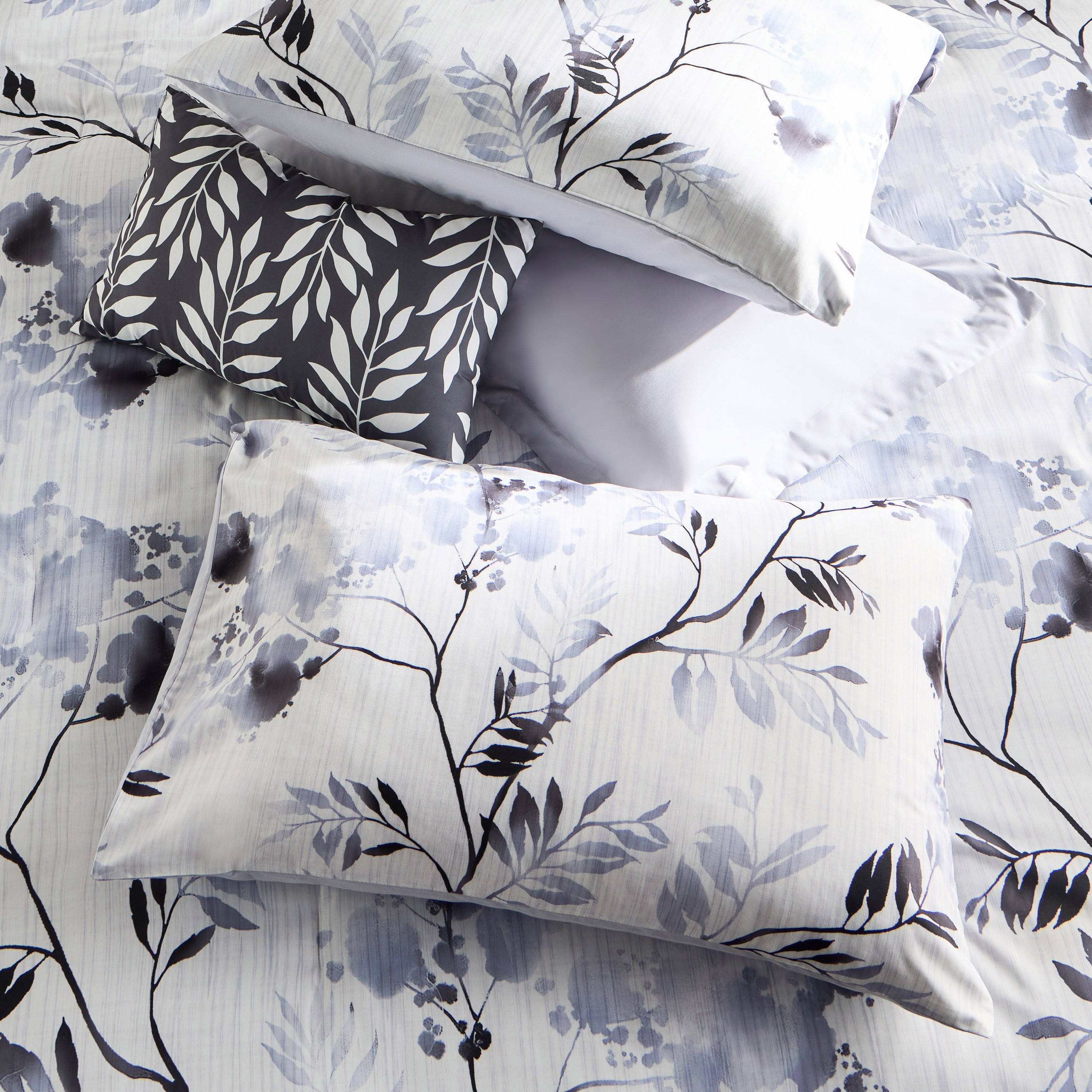 Mylan 7-Piece Super King BAIB Comforter Set - 240x260 cm-household-bedding-comfortersandbedspreads-bedinabag-image-4
