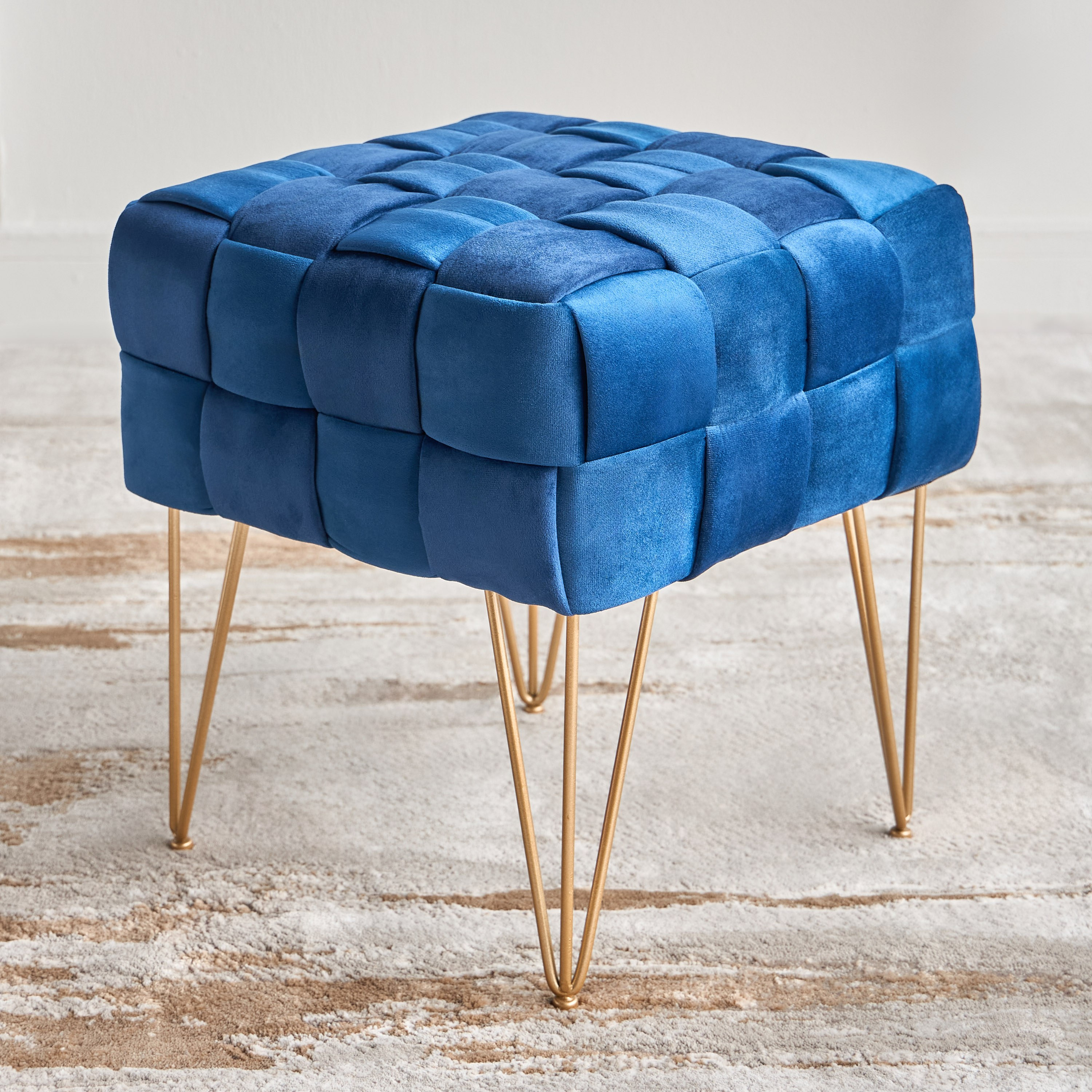 كرسي - ياسمين-furniture-sofaandseating-ottomansbeanbagsandpoufs-image-1