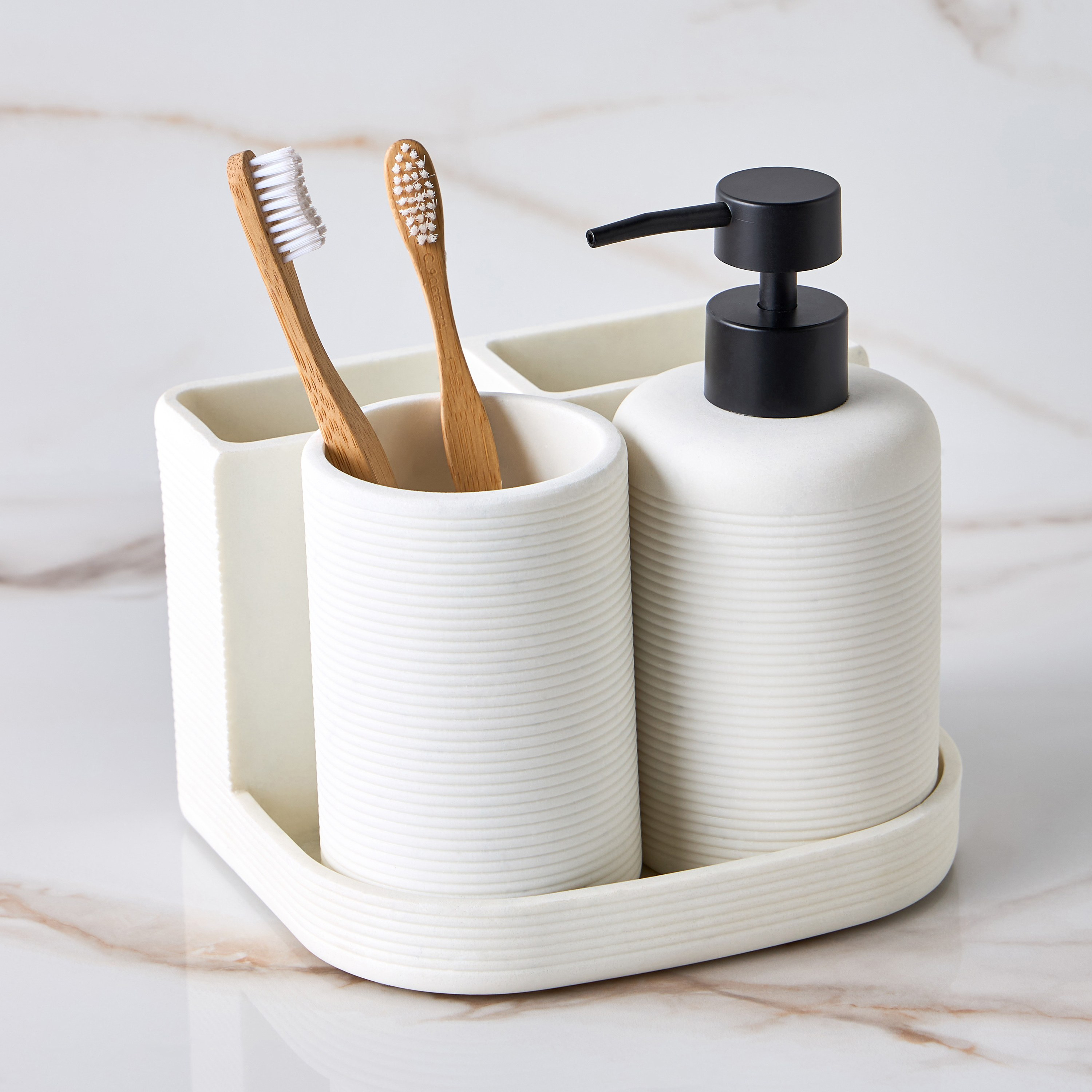 Lisa 3-Piece Bath Accessory Set-household-bathandlaundry-bathaccessories-bathaccessorysets-image-1