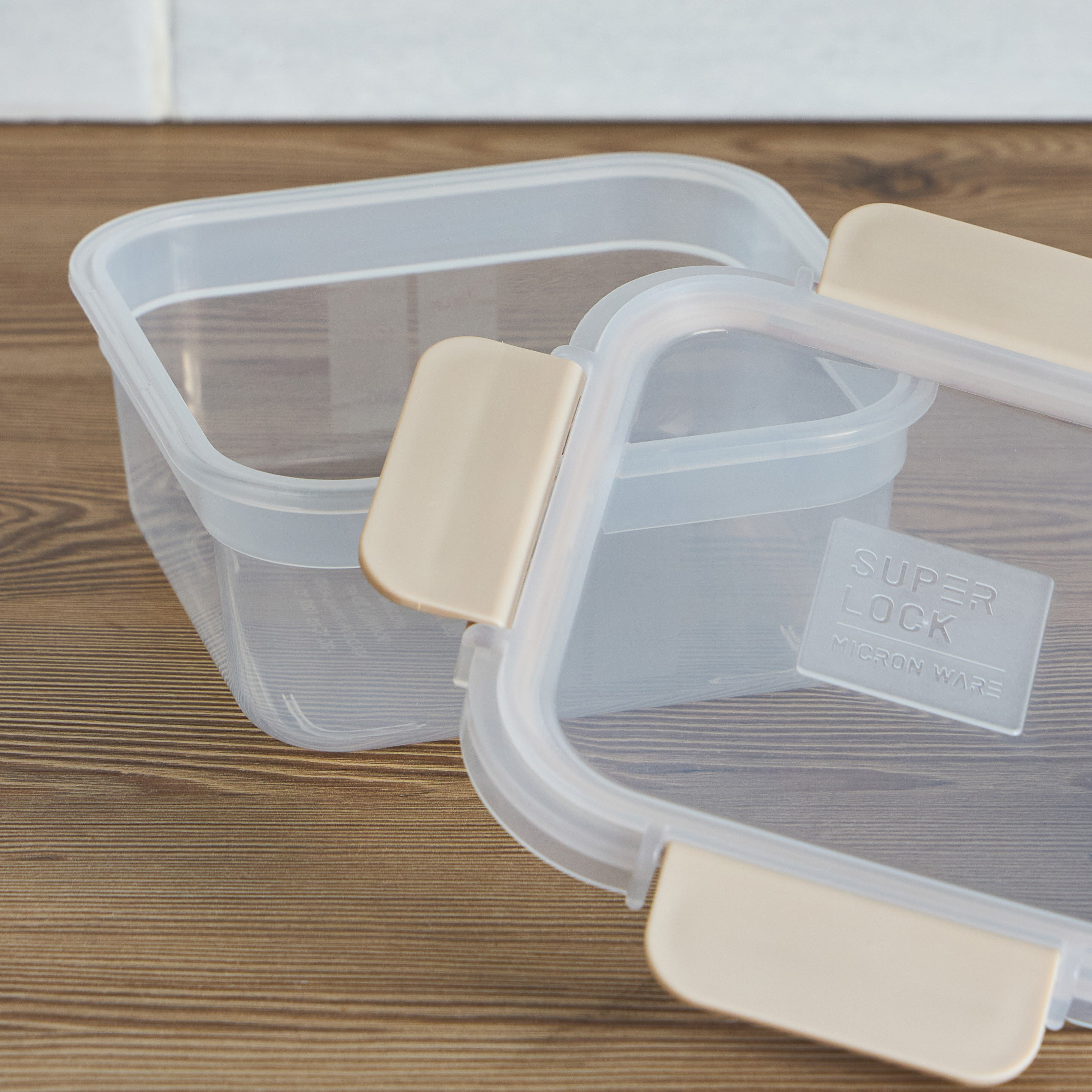 Super Lock Food Container - 900 ml-household-kitchen-foodstorage-containers-image-2