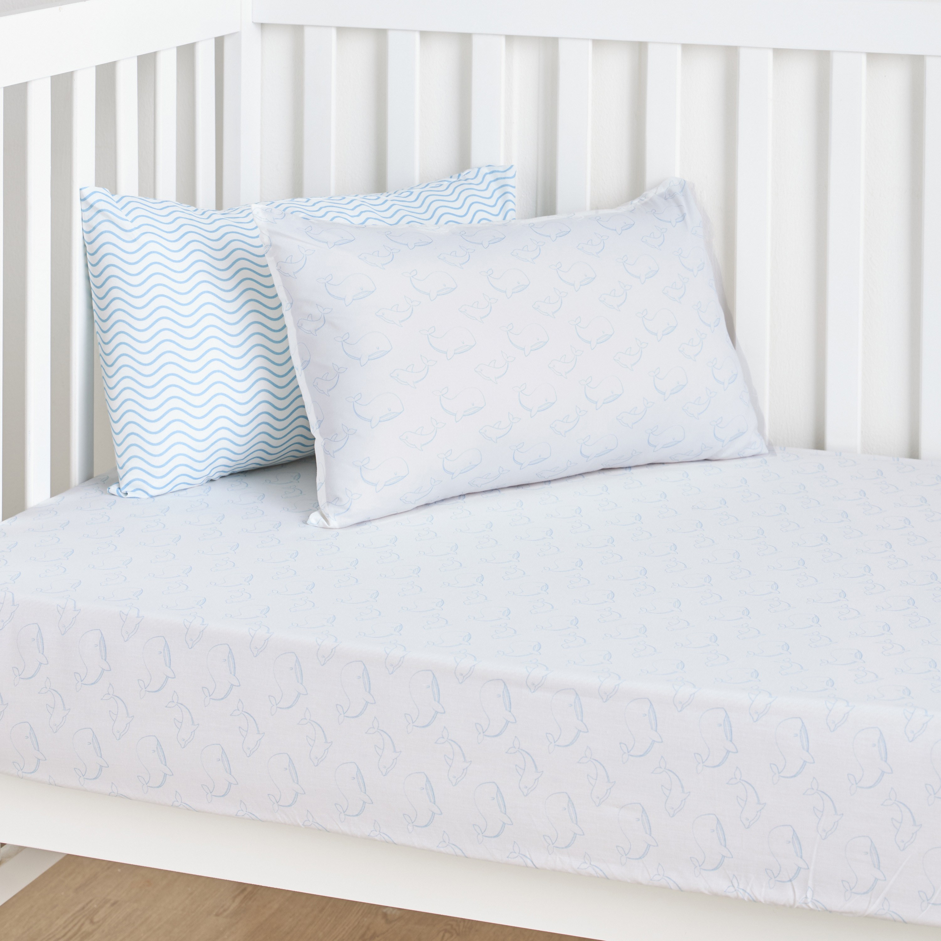 Baby Shark Cotton 180 Thread Count 2-Piece Toddler Fitted Sheet - 70x140 cm