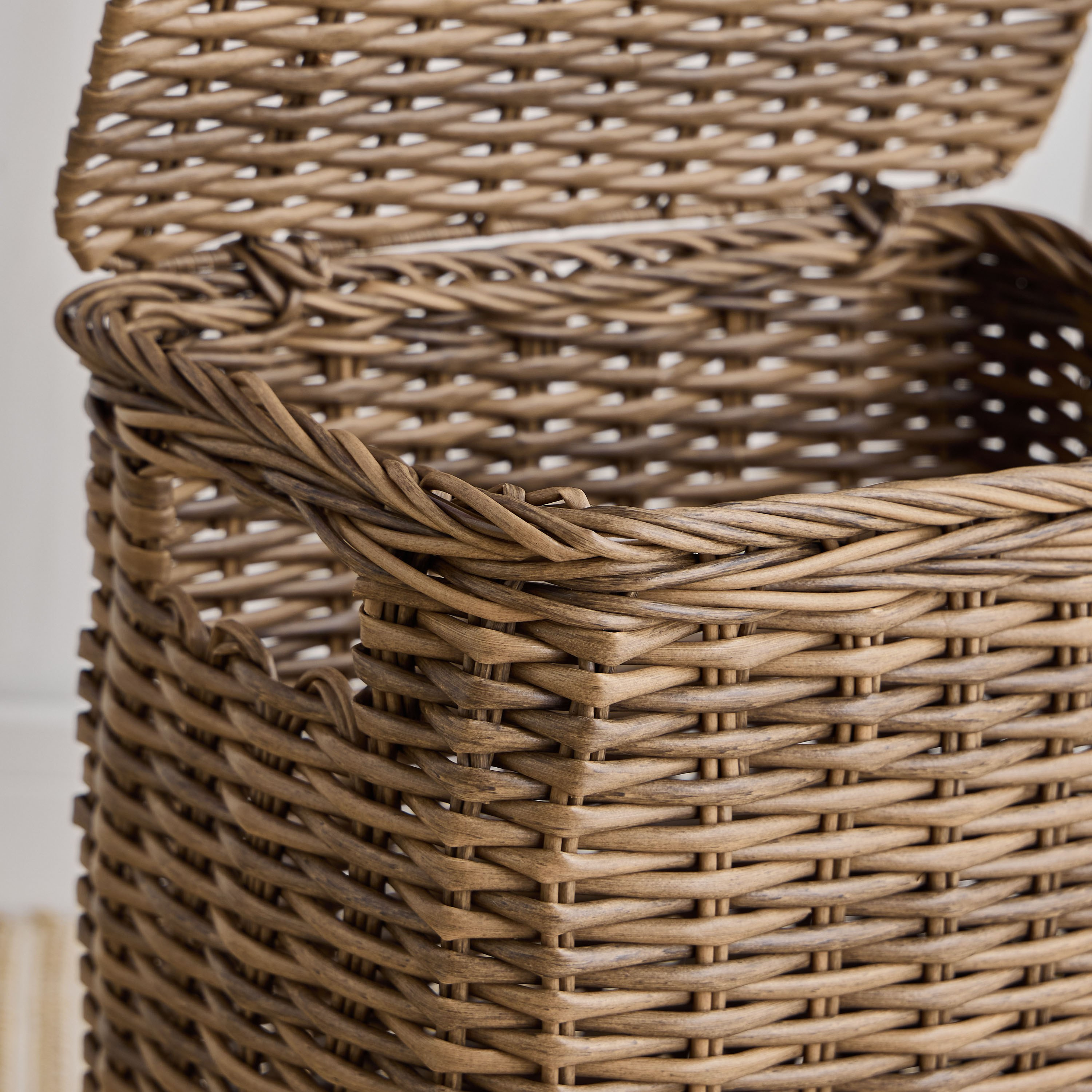 Vera Laundry Hamper-household-bathandlaundry-laundrysolutions-laundryhampers-image-2