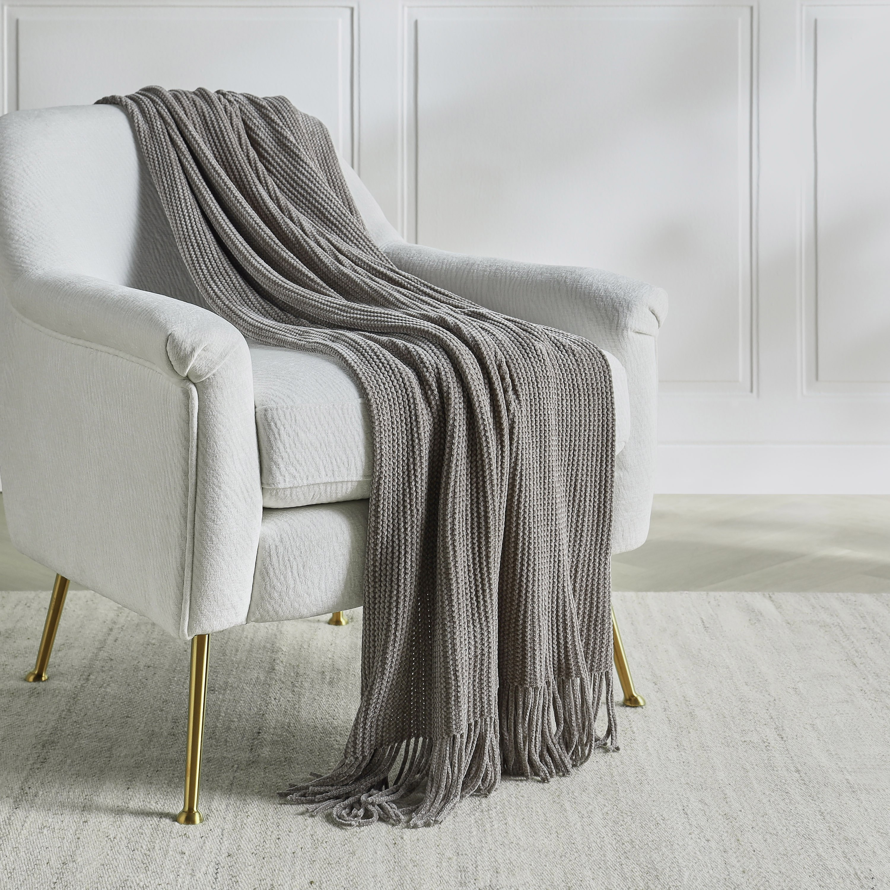 Diya Chenille Throw - 130x170 cm-household-cushionsandthrows-throwsandblankets-throws-image-1