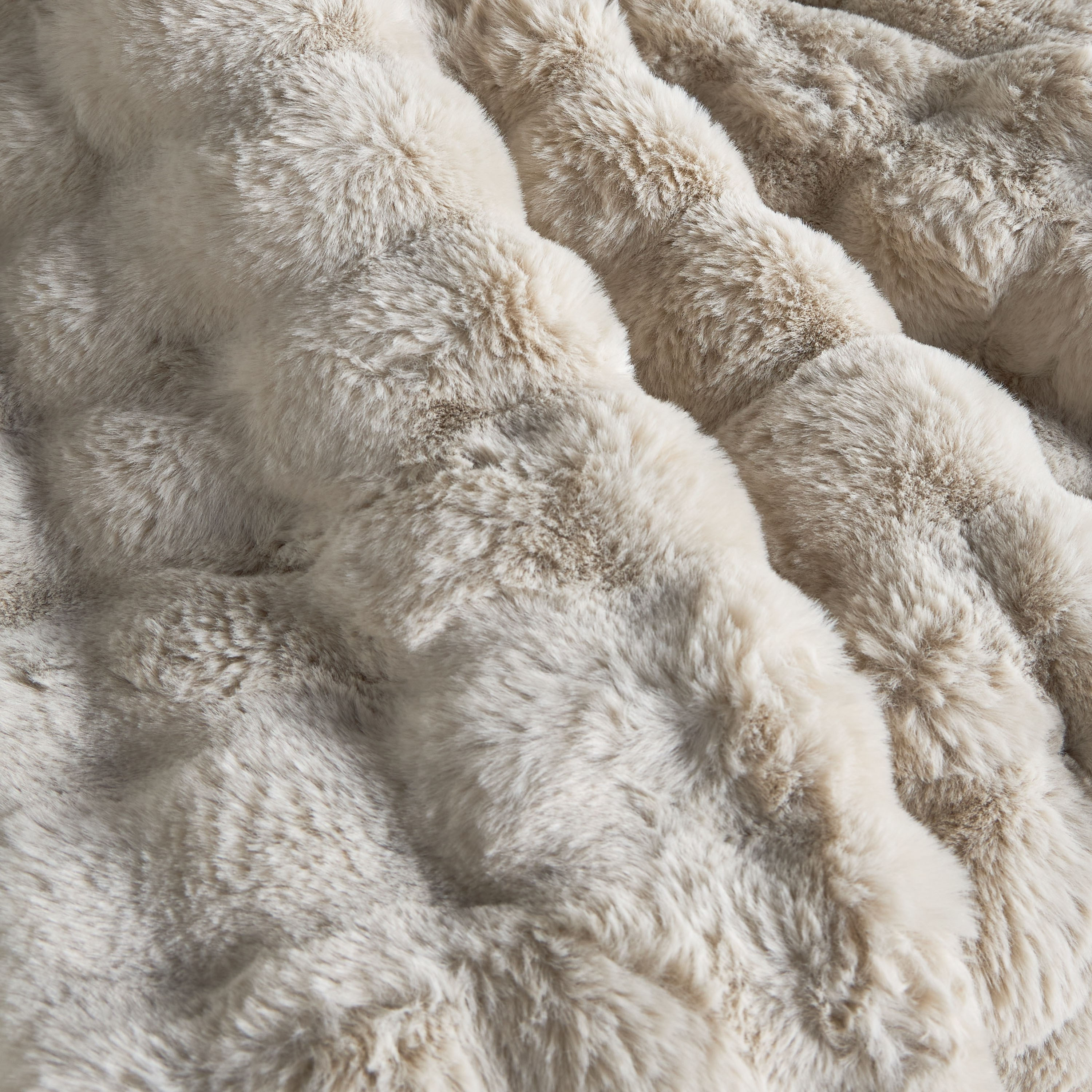 Kadence Rabbit Fur Blanket - 150x200 cm-household-cushionsandthrows-throwsandblankets-blankets-image-2