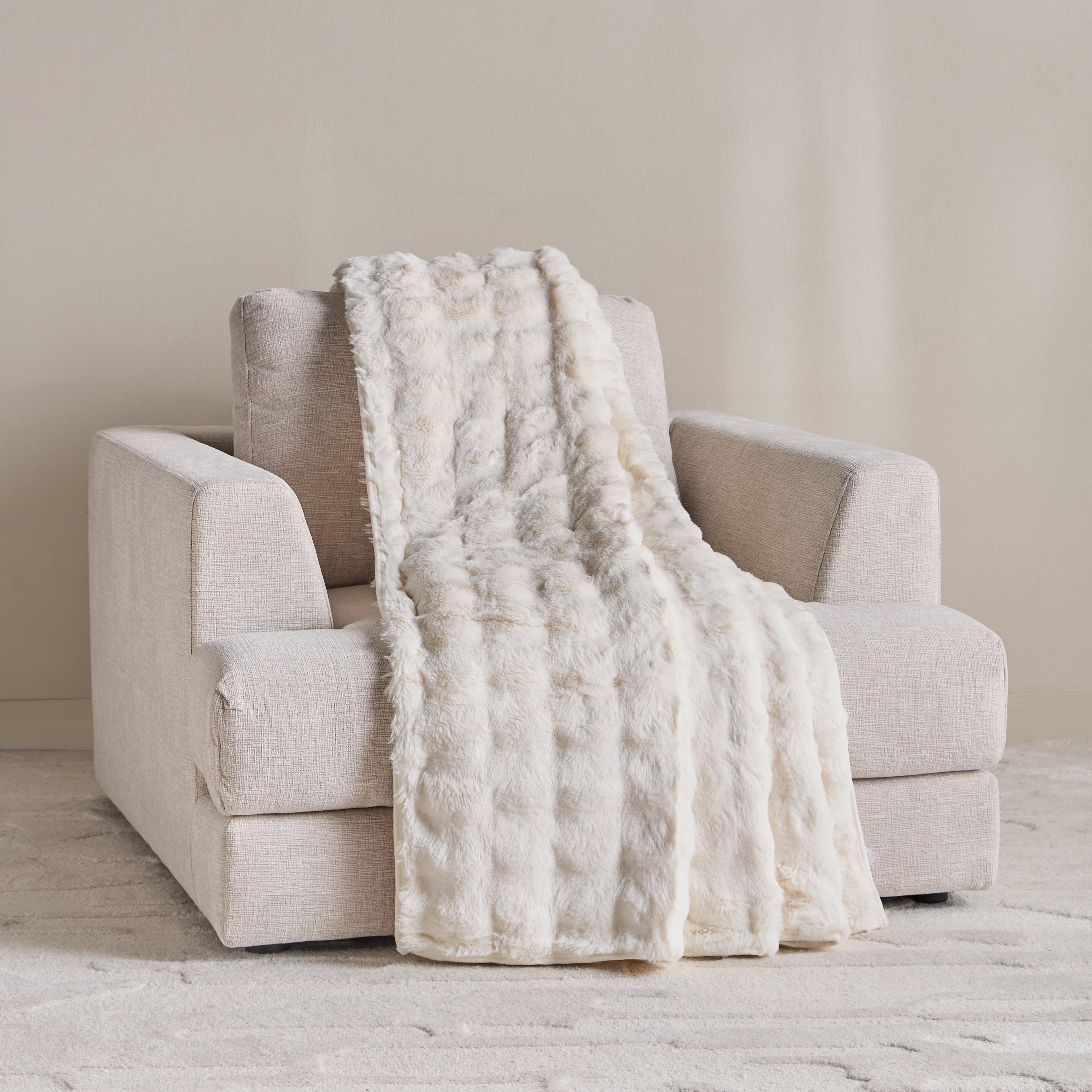Kadence Rabbit Fur Blanket - 200x240 cm-household-cushionsandthrows-throwsandblankets-blankets-image-1
