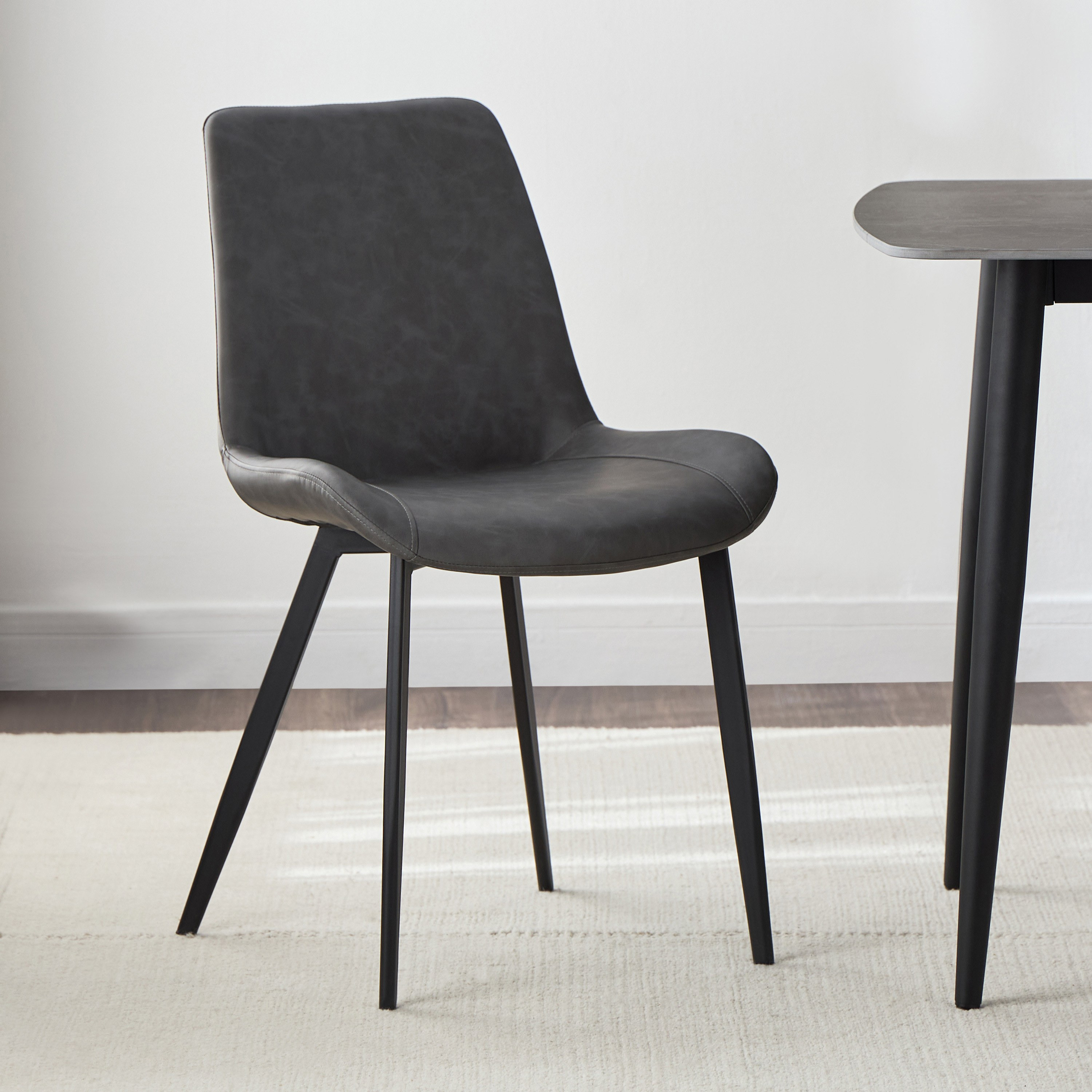 Vinet Dining Chair
