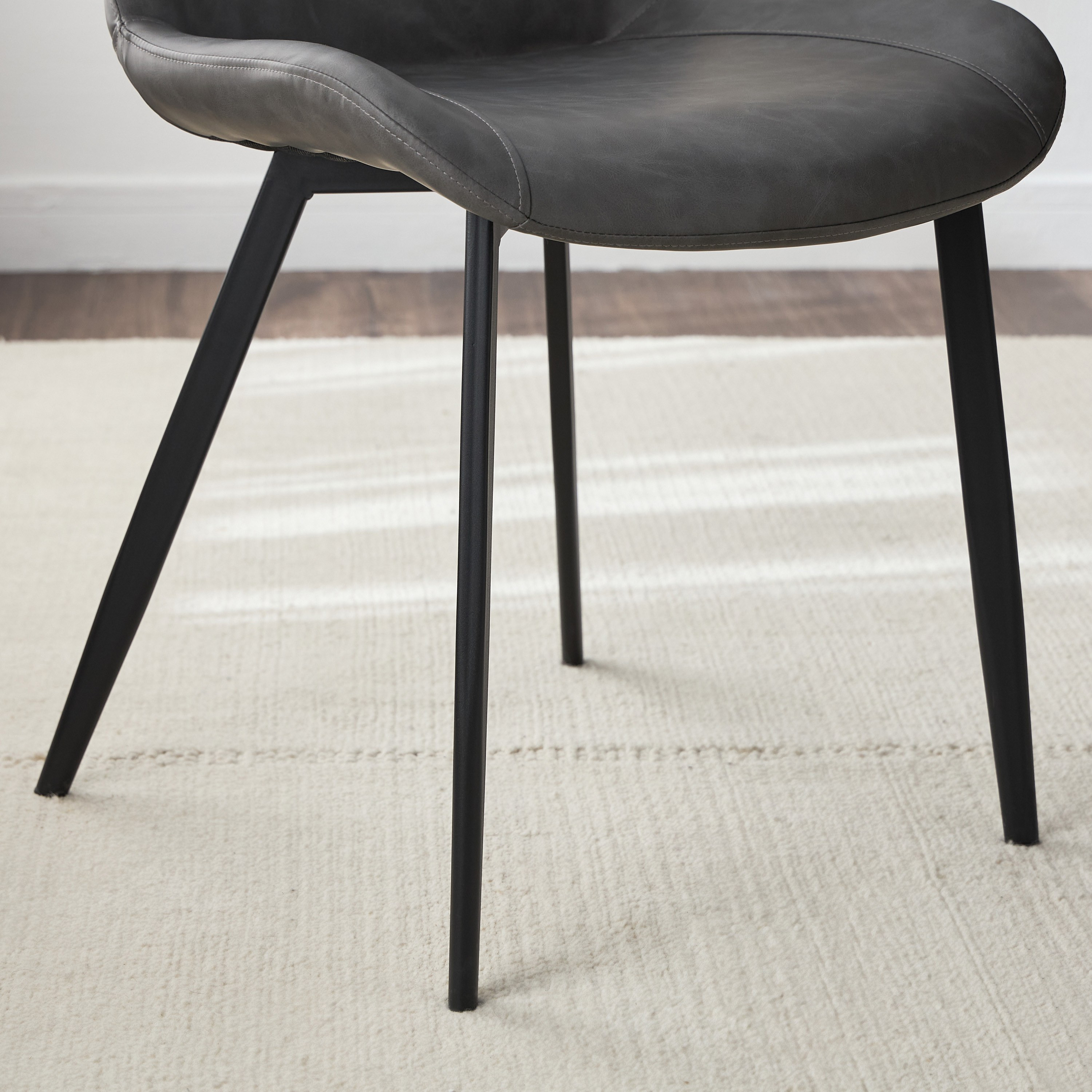 كرسي سفرة - فينيت-furniture-diningroom-chairsandbenches-image-5