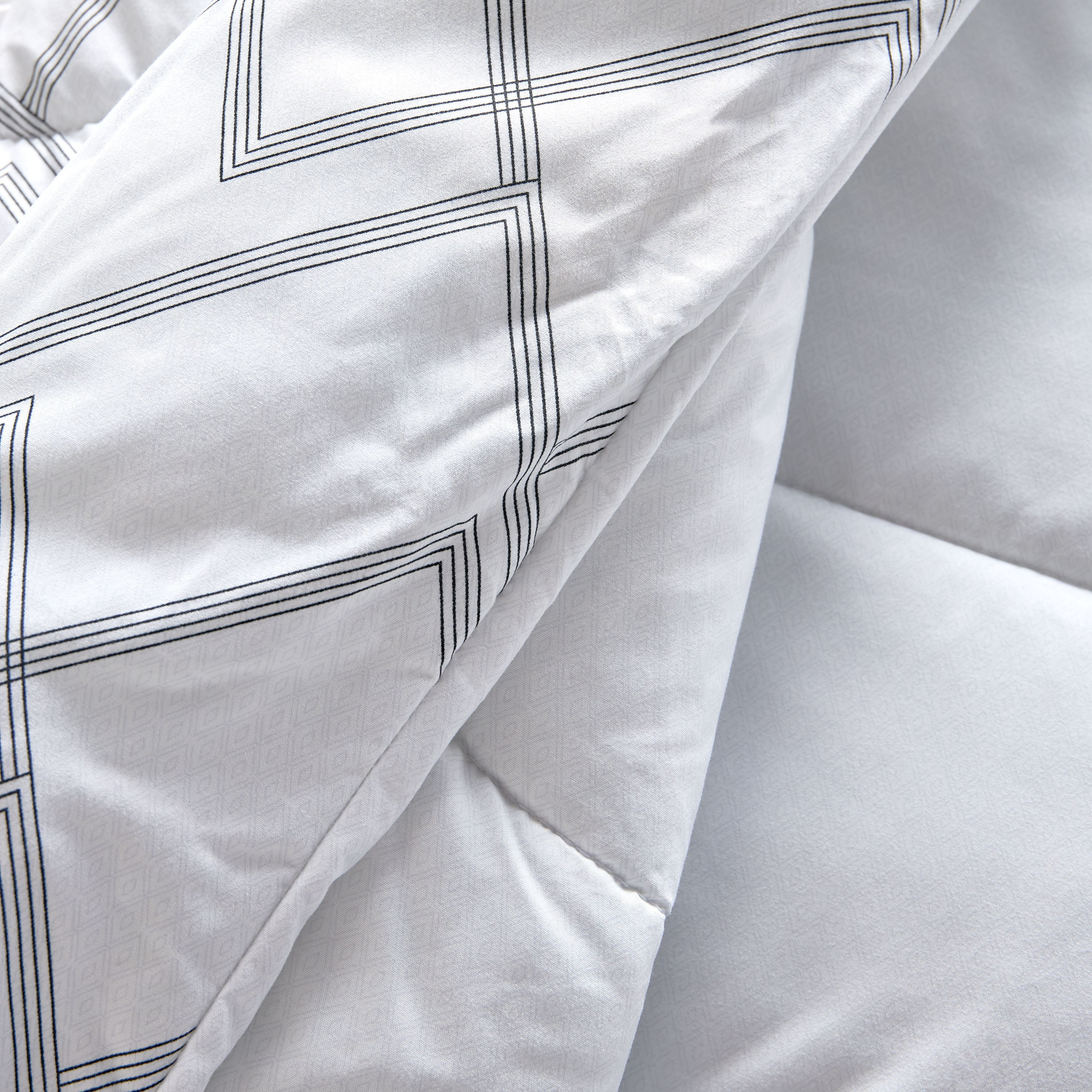 Jake Abstract Printed King Comforter - 220x230 cm-household-bedding-comfortersandbedspreads-comforters-image-3