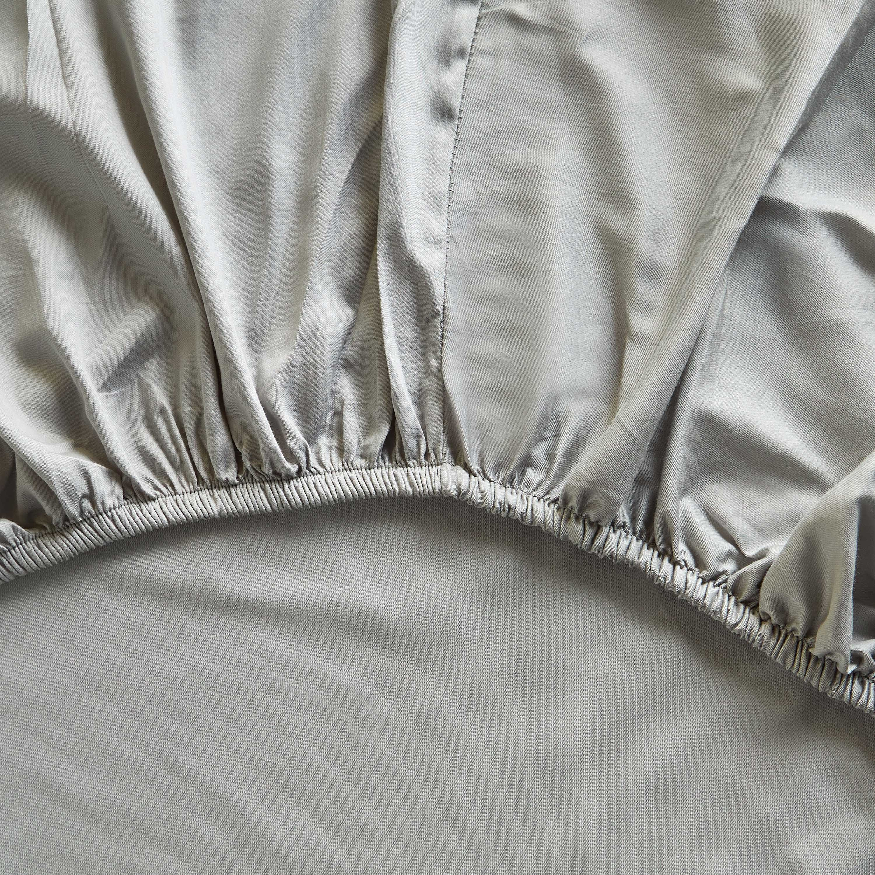 Oasis Cotton Sateen 200 Thread Count Queen Fitted Sheet - 160x200 cm-household-bedding-sheetsandpillowcases-fittedsheets-image-3