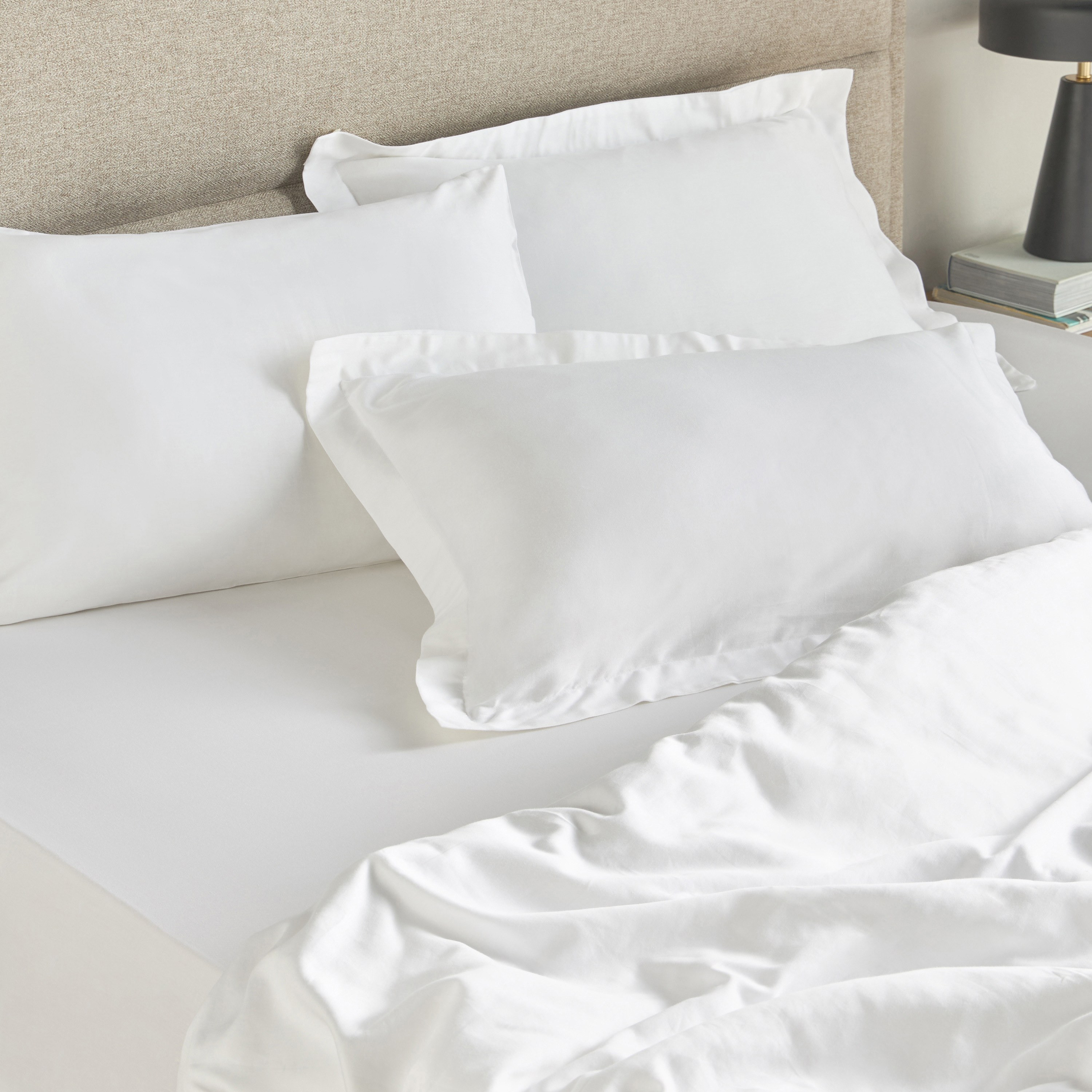 Oasis Cotton Sateen 200 Thread Count Queen Fitted Sheet - 160x200 cm-household-bedding-sheetsandpillowcases-fittedsheets-image-3