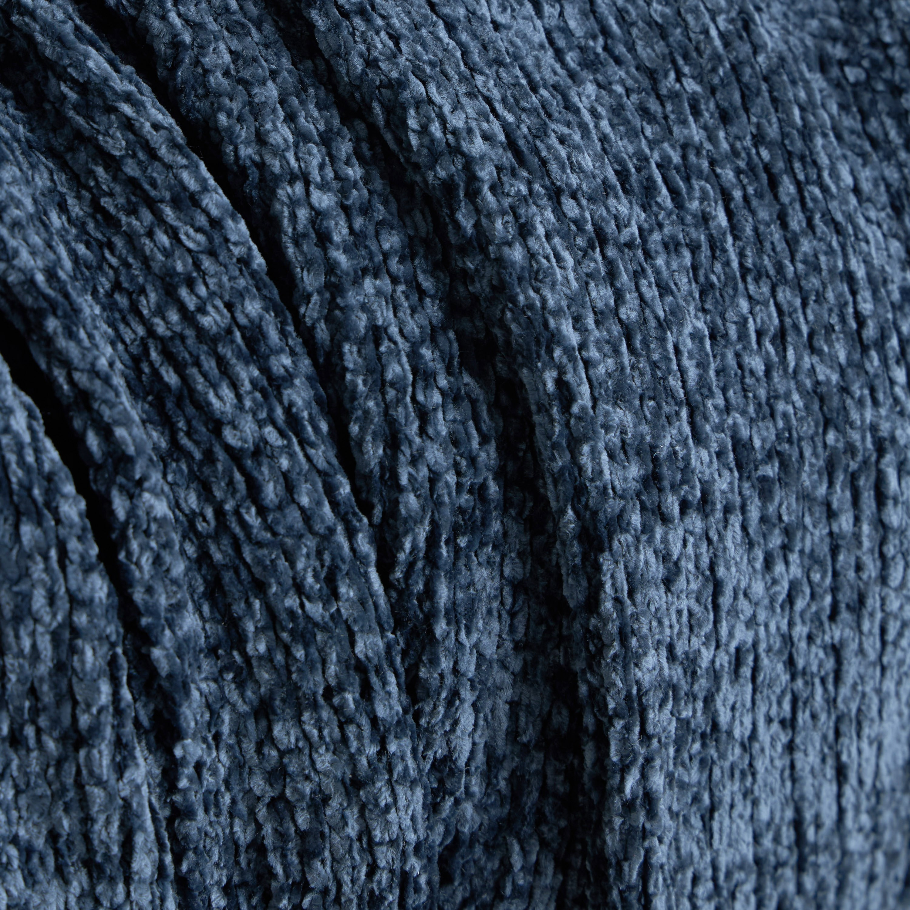 Primo Chenille Throw - 130x170 cm-household-cushionsandthrows-throwsandblankets-throws-image-2
