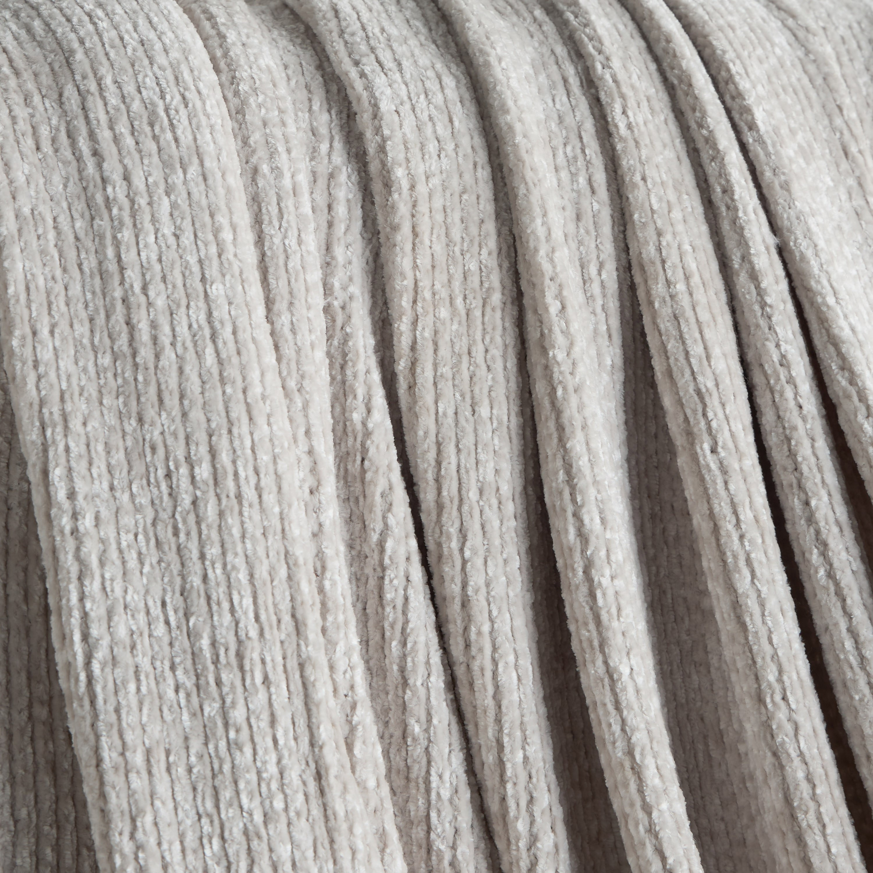 Primo Chenille Throw - 130x170 cm-household-cushionsandthrows-throwsandblankets-throws-image-2
