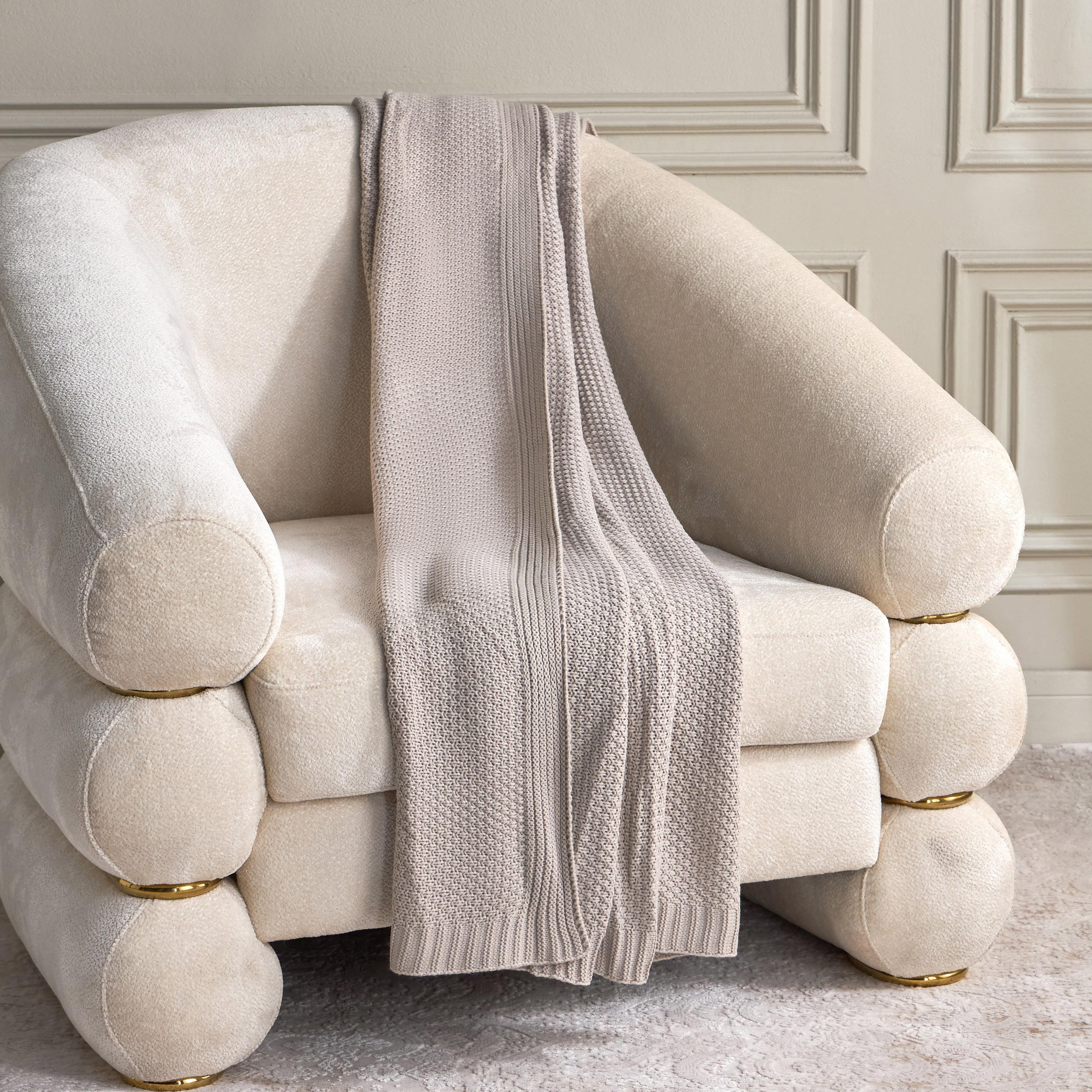 Greta Acrylic Throw - 130x170 cm-household-cushionsandthrows-throwsandblankets-throws-image-1