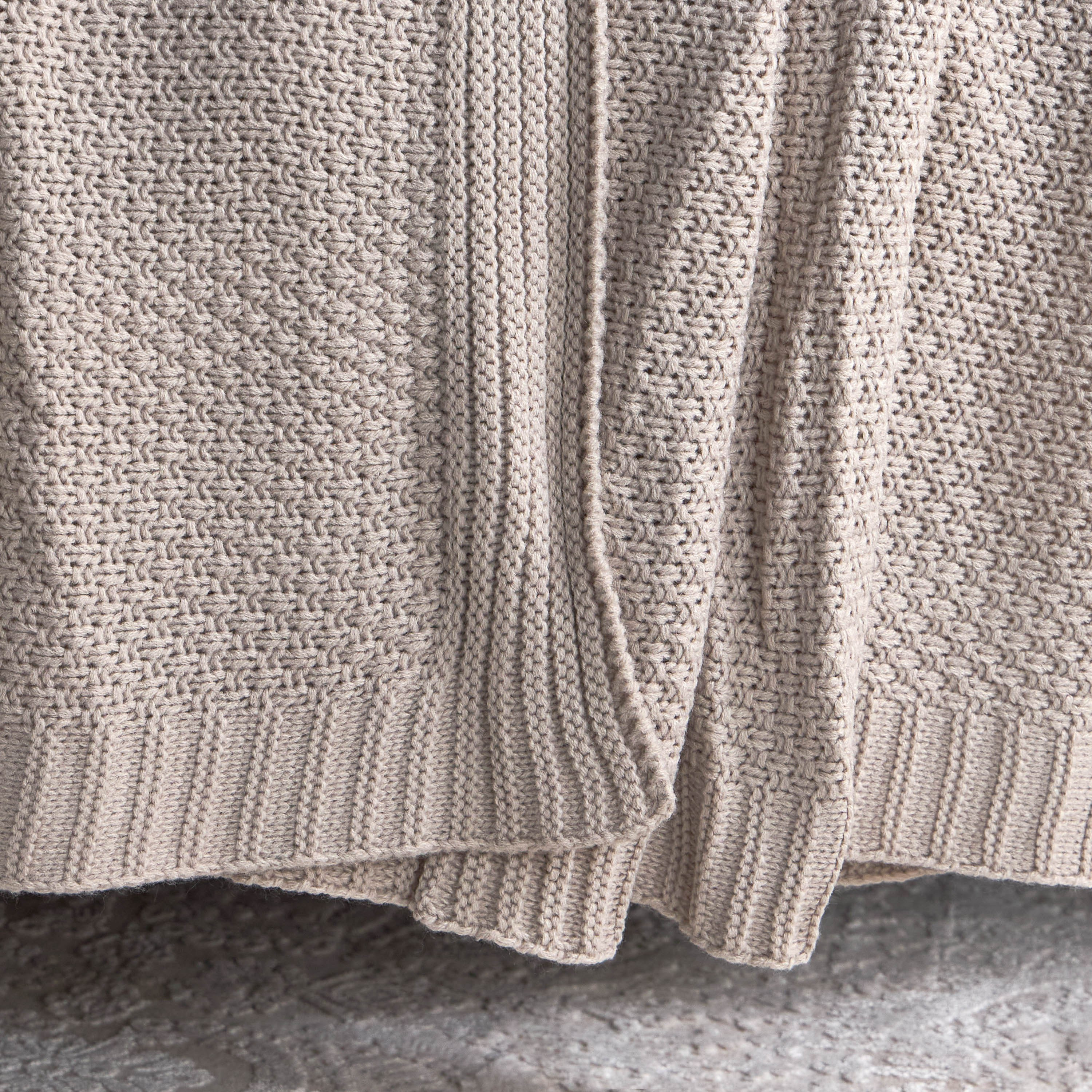 Greta Acrylic Throw - 130x170 cm-household-cushionsandthrows-throwsandblankets-throws-image-2