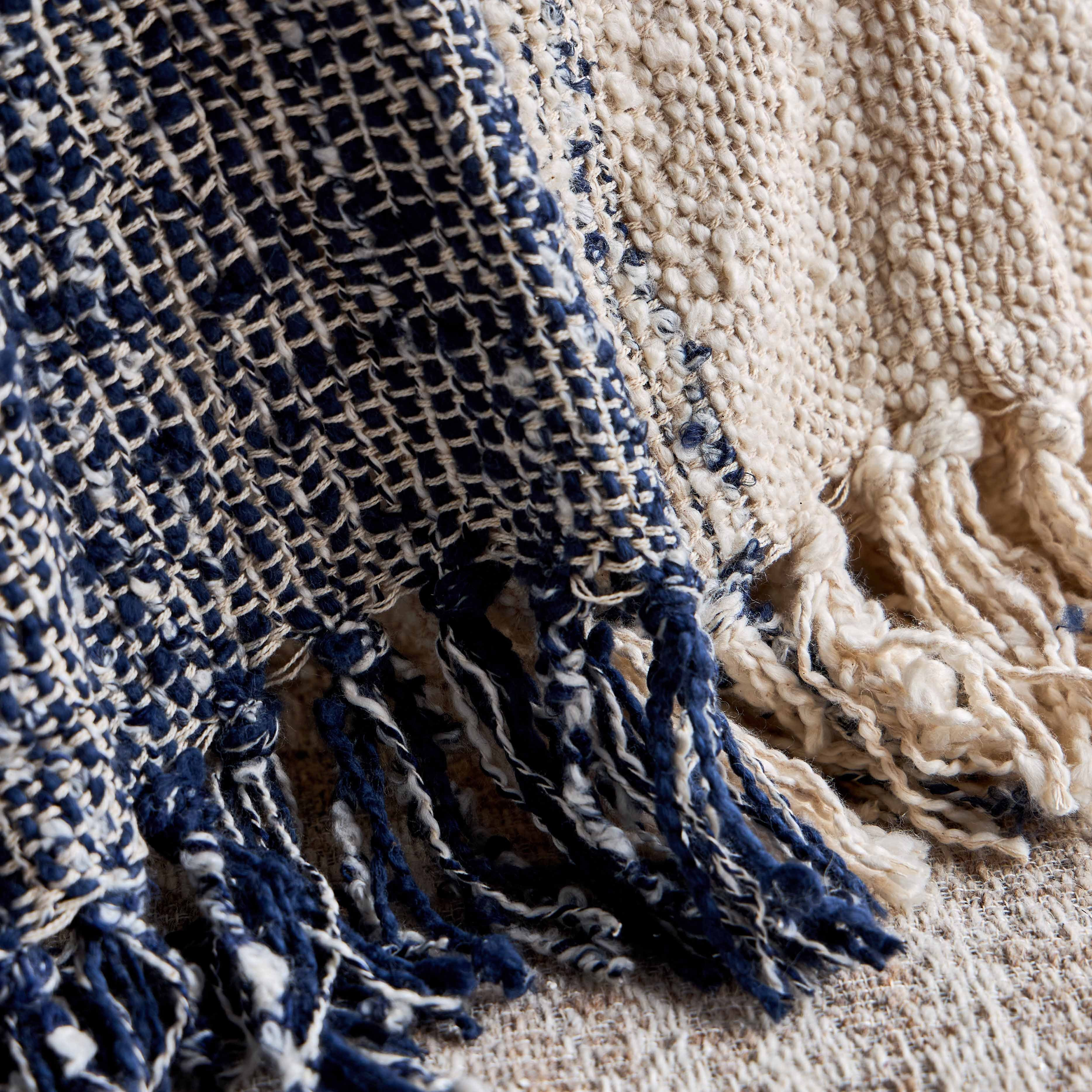 Caen Cotton Throw - 130x170 cm-household-cushionsandthrows-throwsandblankets-throws-image-3