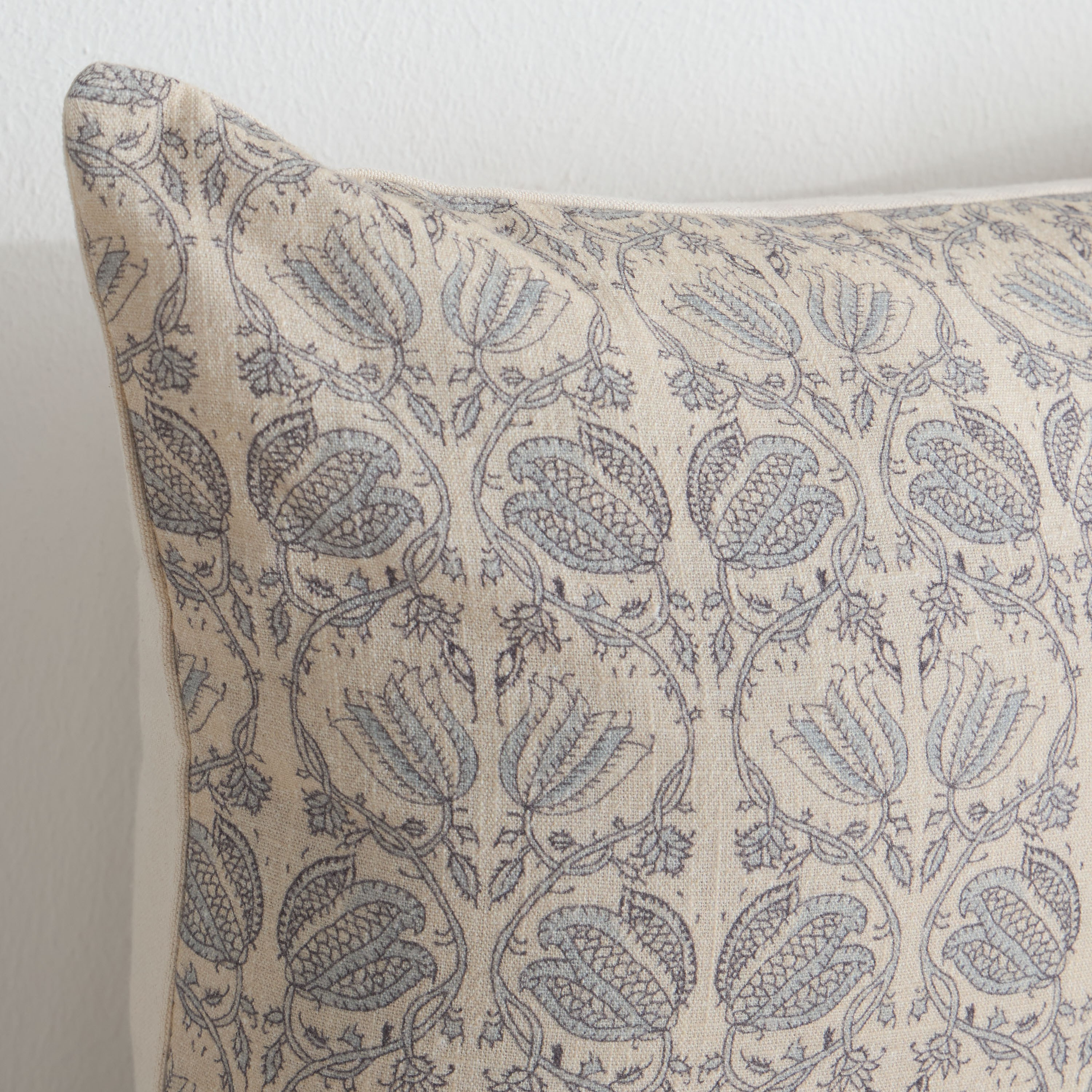 Linz Printed Cushion Cover - 50x50 cm-household-cushionsandthrows-cushioncovers-image-2