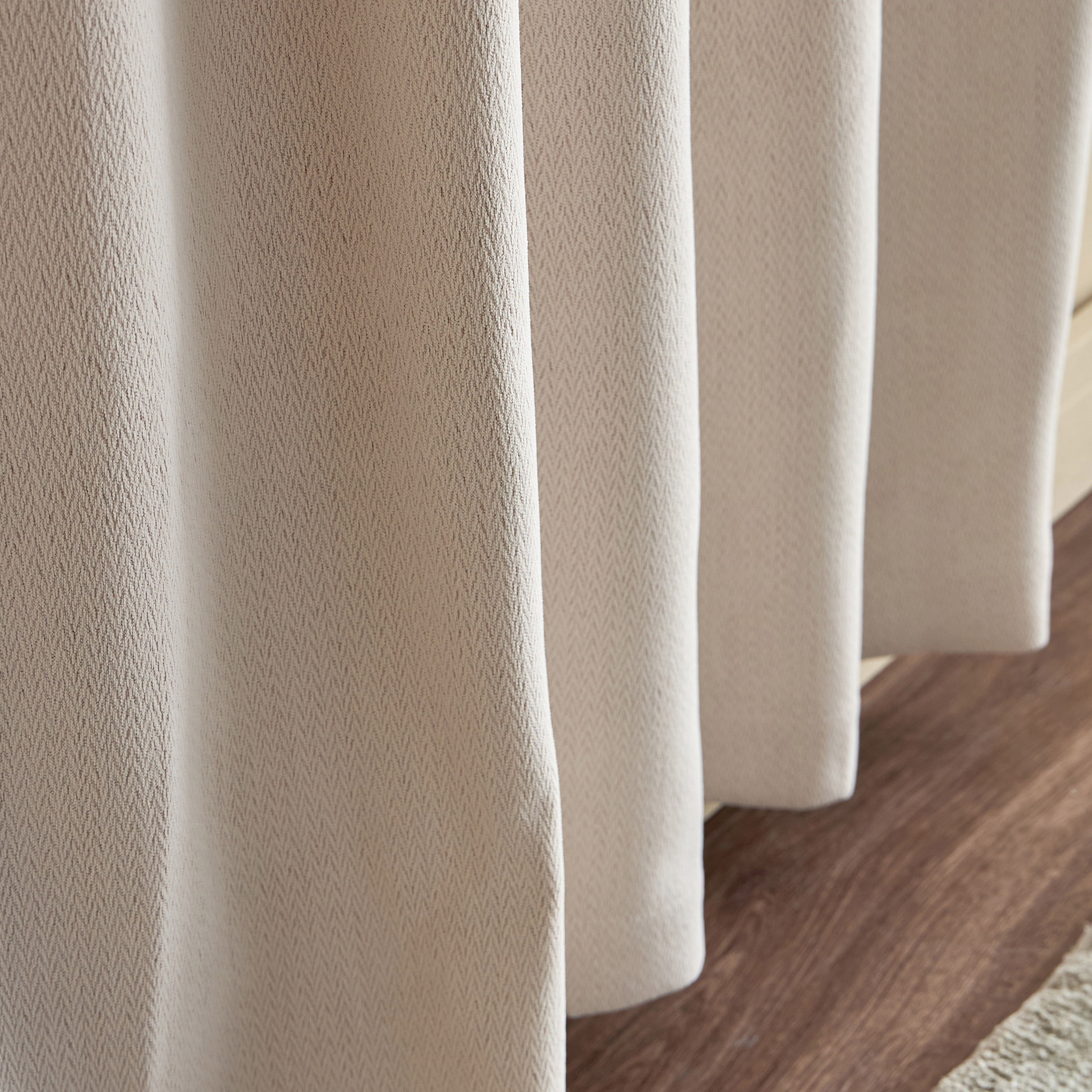 طقم ستائر من قطعتين - تشيلسي - 135x270 سم-household-windows-curtains-image-2