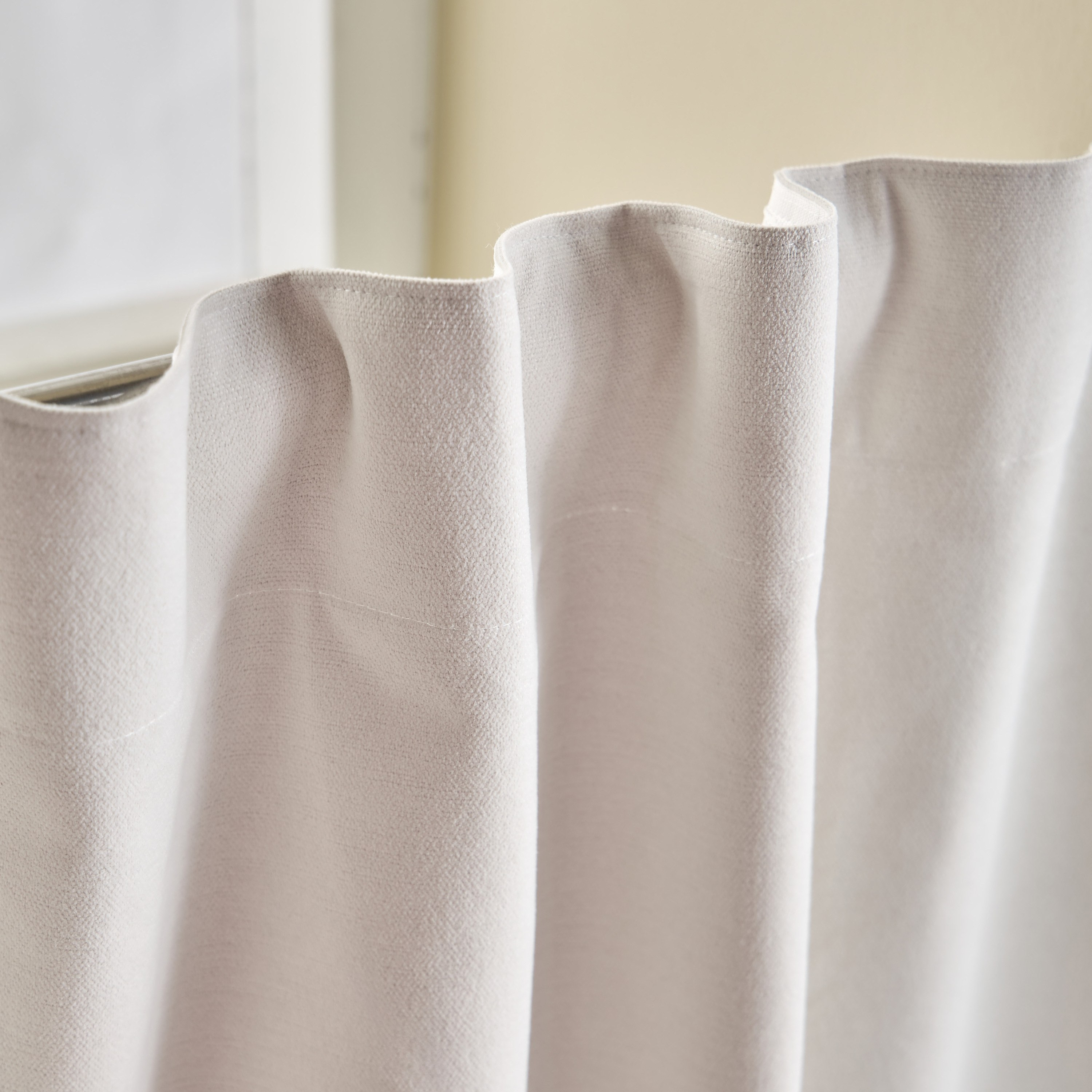 Katelyn 2-Piece Blackout Curtain Set - 135x300 cm-household-windows-curtains-image-3