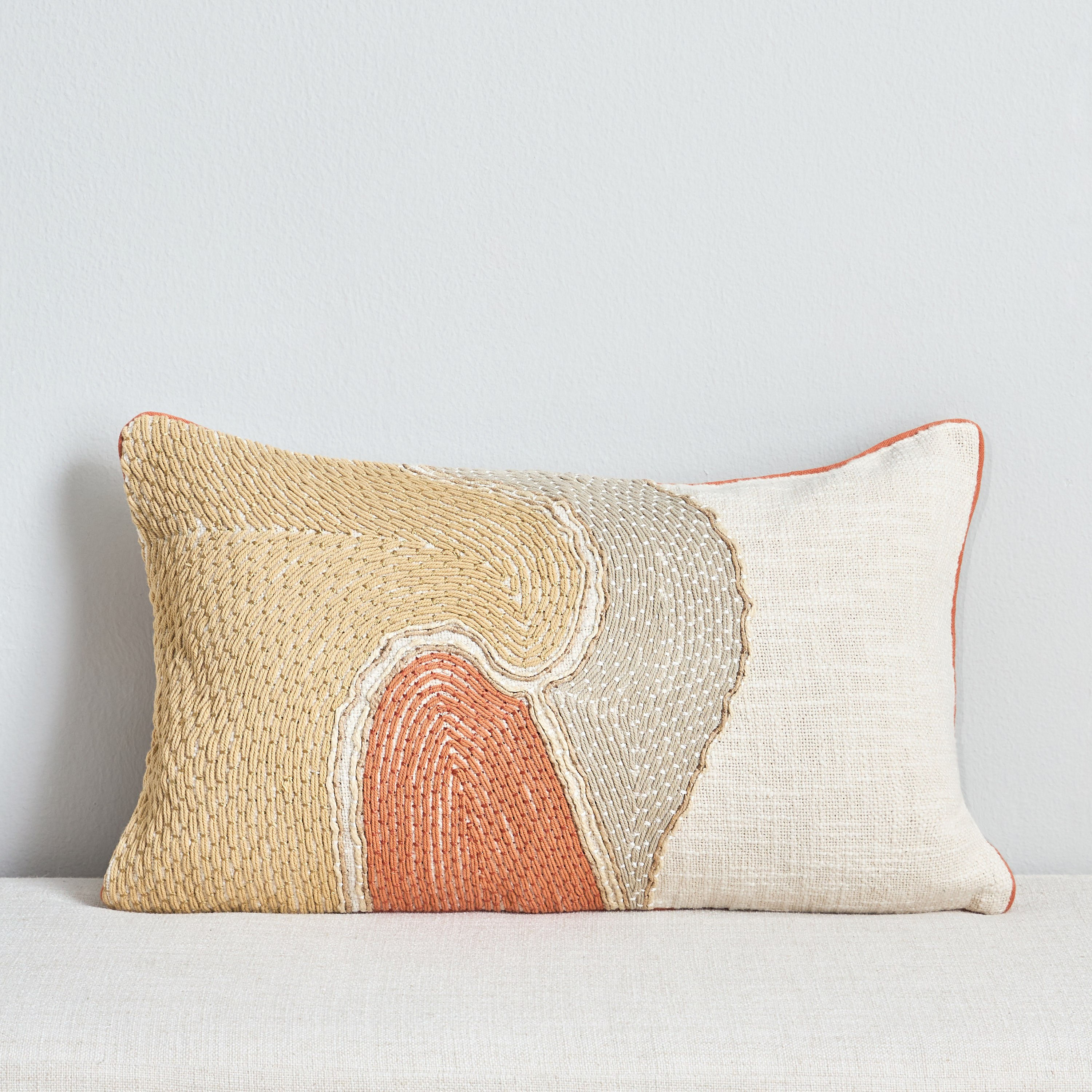 وسادة محشوة مطرزة ويف - رود - 30x50 سم-household-cushionsandthrows-filledcushions-decorativecushions-image-1