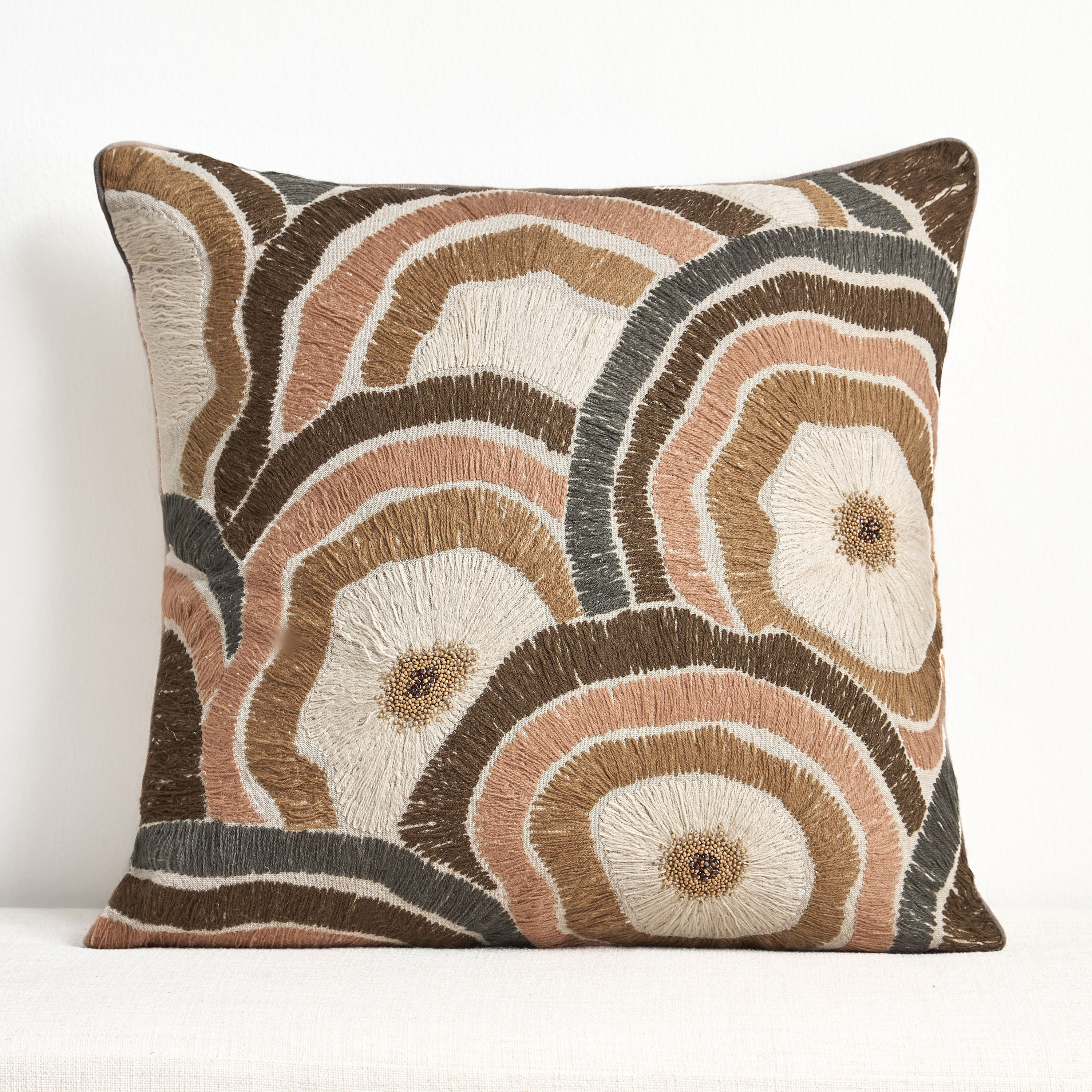 وسادة محشوّة مطرّزة - جراز - 50x50 سم-household-cushionsandthrows-filledcushions-decorativecushions-image-1