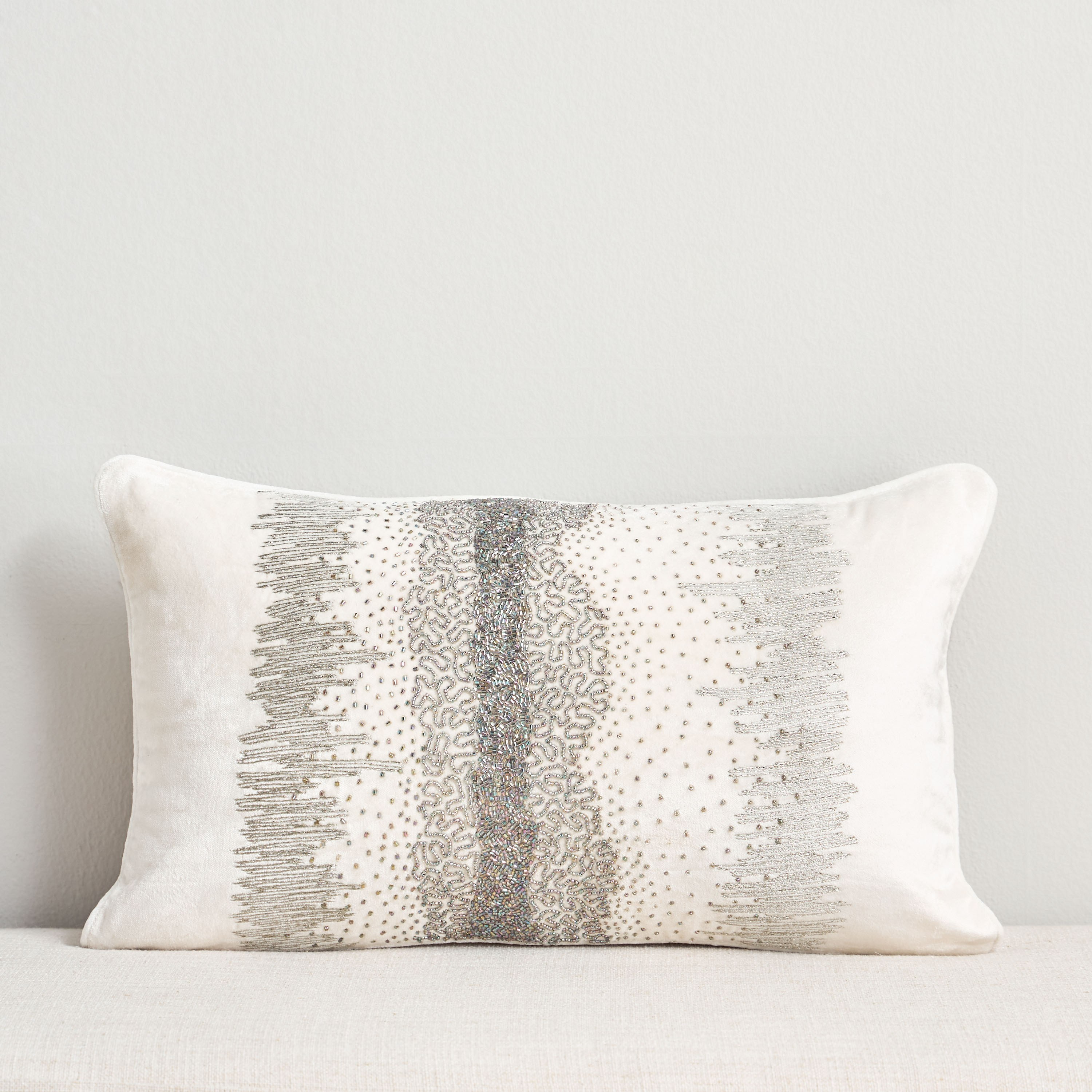 وسادة محشوة مخملية مزينة بالخرز - لوترو - 30x50×50 سم-household-cushionsandthrows-filledcushions-decorativecushions-image-1