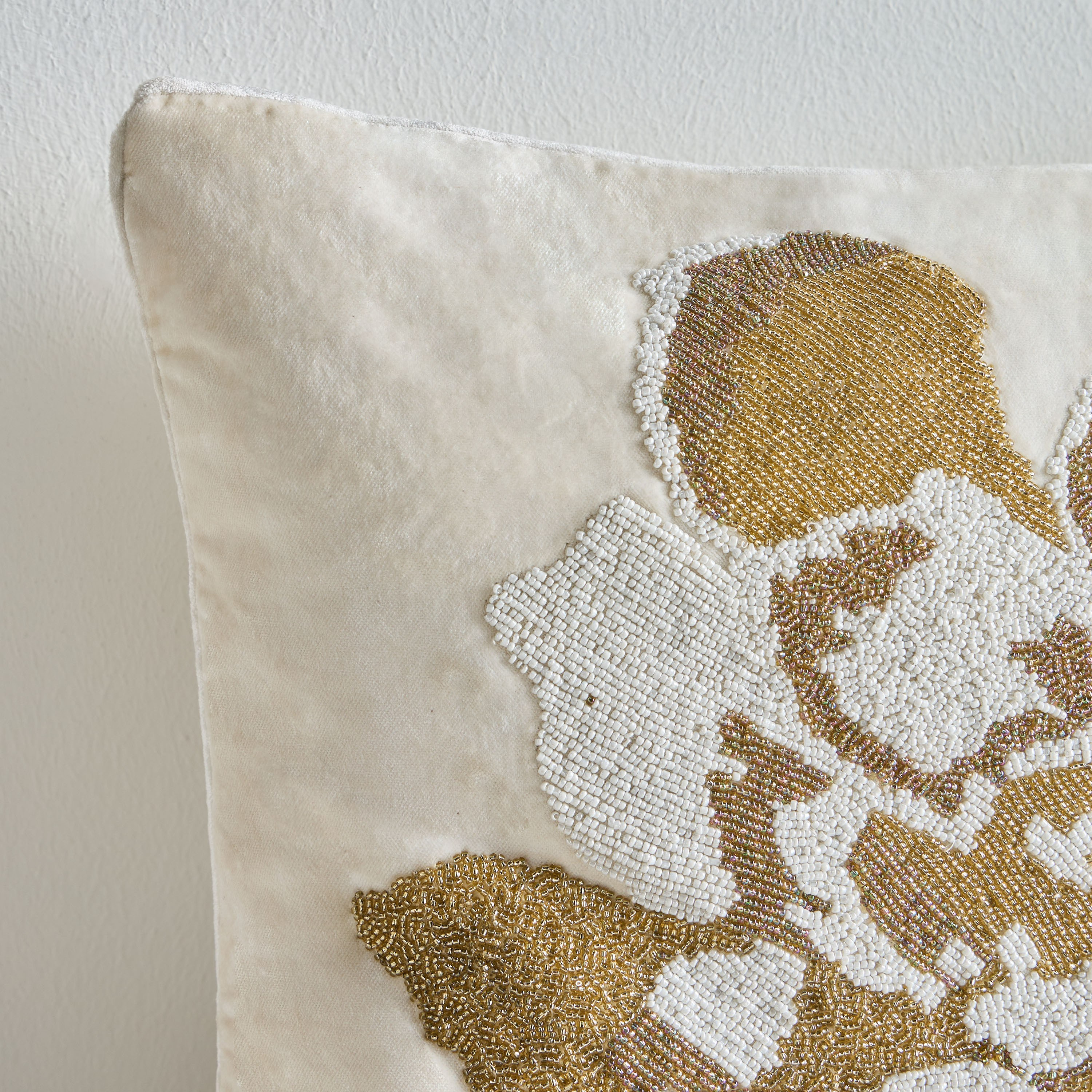 وسادة محشوة بتطريز زهرية - بيلوس- 50x50 سم-household-cushionsandthrows-filledcushions-decorativecushions-image-2