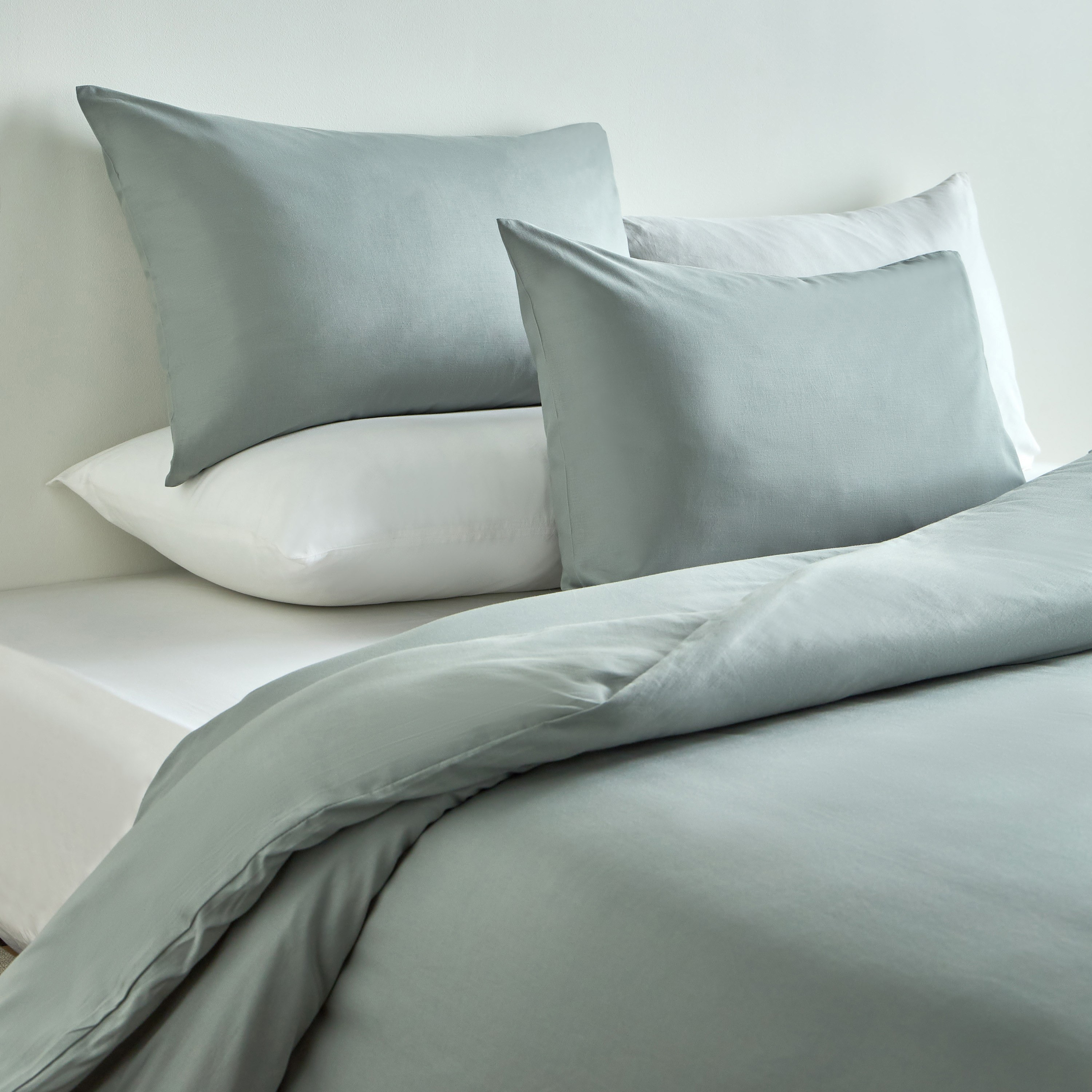 مجموعة غطاء لحاف كامل قطن بعدد خيوط 144 من 3 قطع - ايسينس - 160x200 سم-household-bedding-duvetandcovers-duvetcovers-image-1