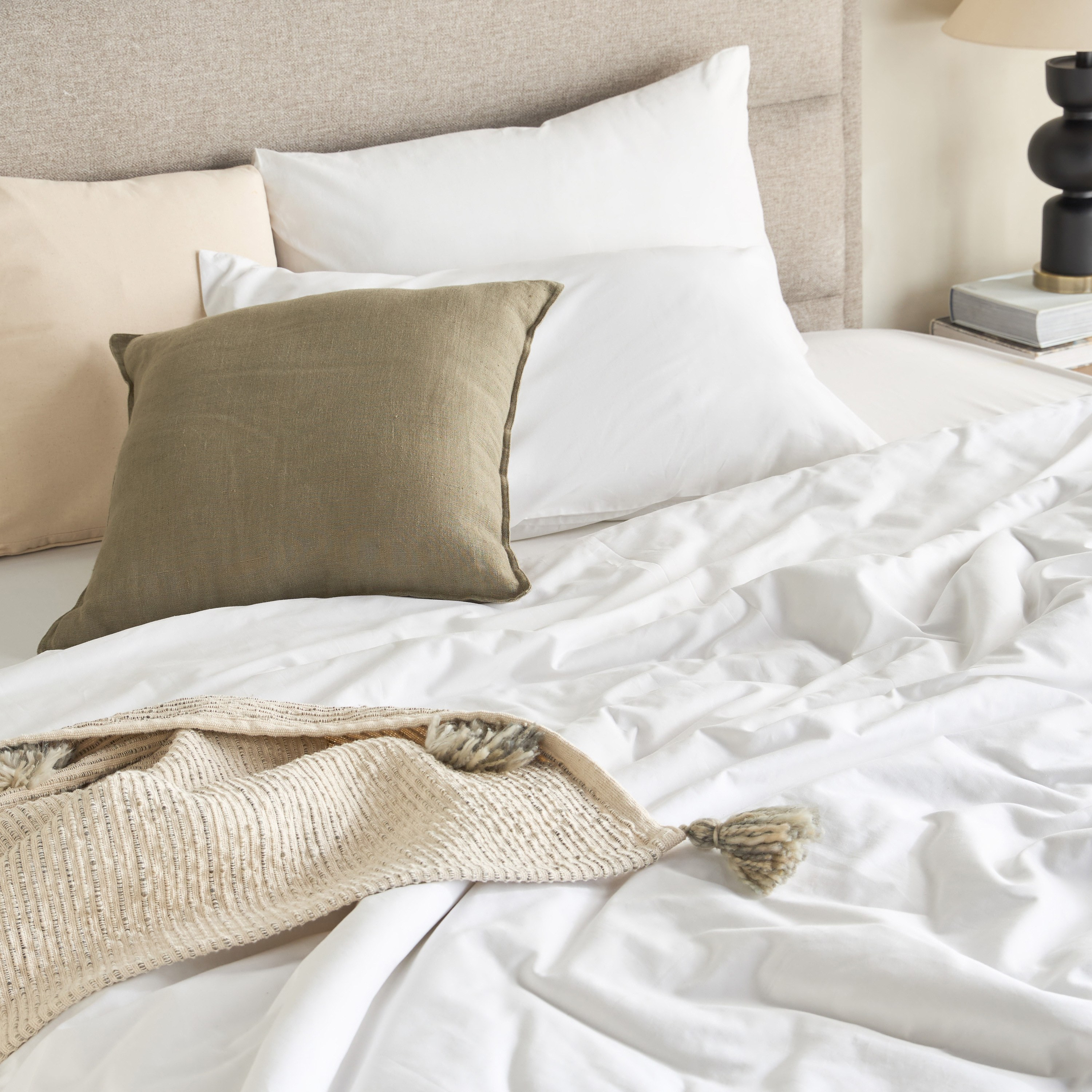 Essence Cotton 144 Thread Count 3-Piece Super King Duvet Cover Set - 220x260 cm-household-bedding-duvetandcovers-duvetcovers-image-6