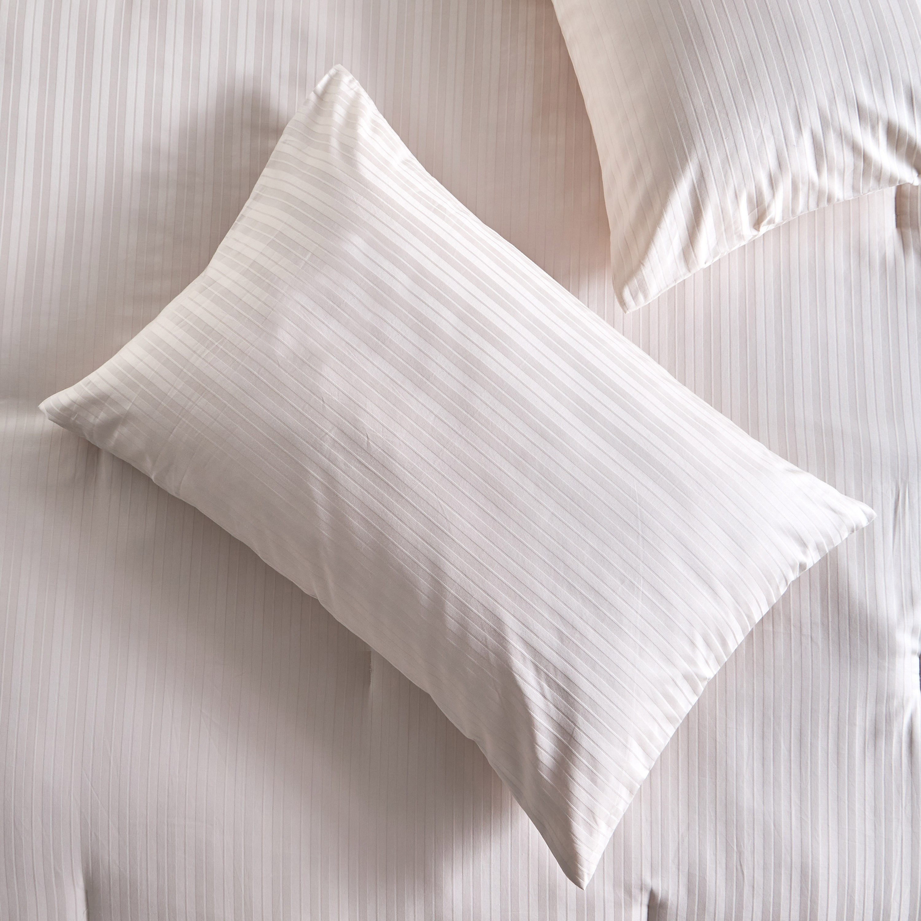 Elara Cotton Sateen 300 Thread Count 3-Piece Full Comforter Set - 160x240 cm-household-bedding-comfortersandbedspreads-comforters-image-4