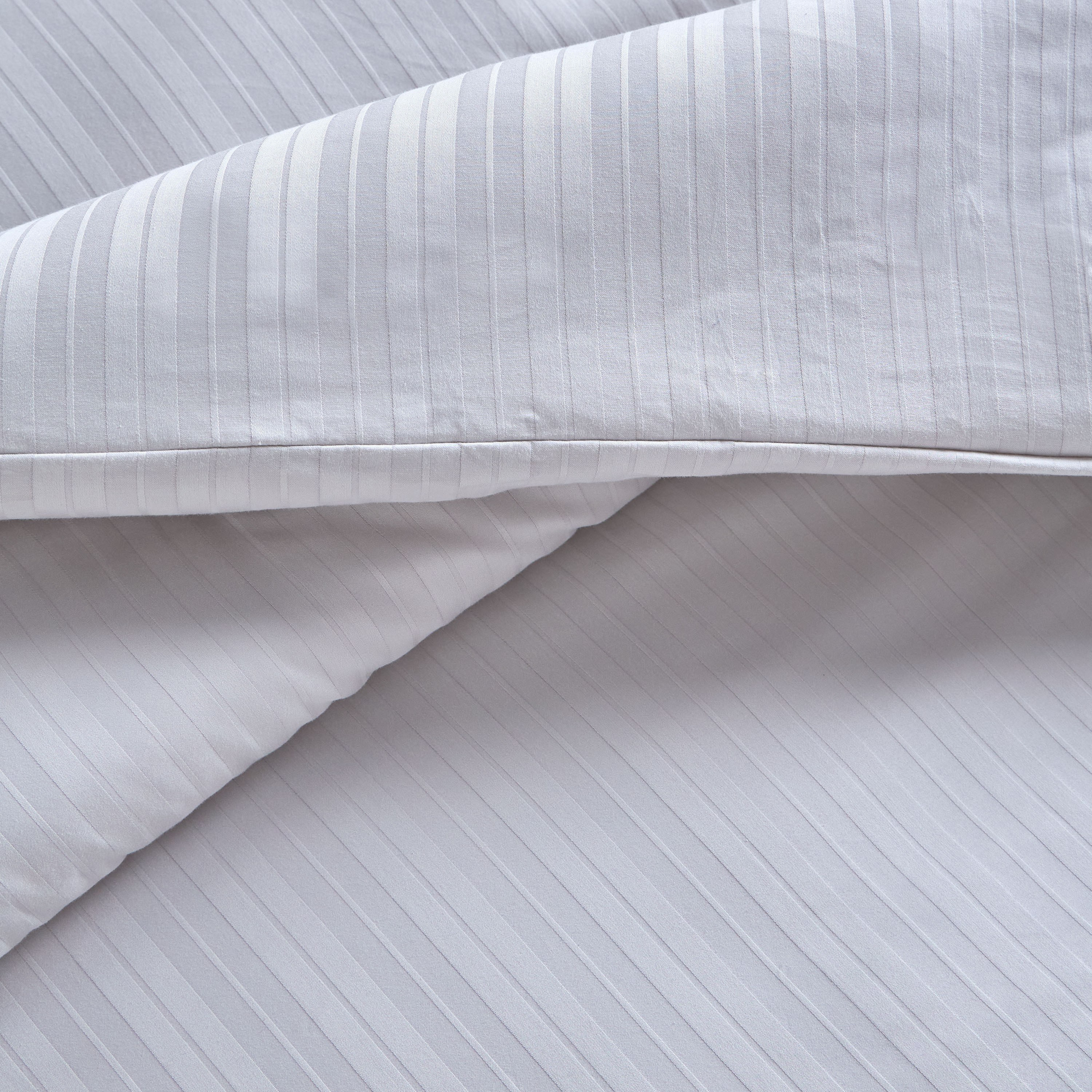 Elara Cotton Sateen 300 Thread Count 3-Piece Full Comforter Set - 160x240 cm-household-bedding-comfortersandbedspreads-comforters-image-3