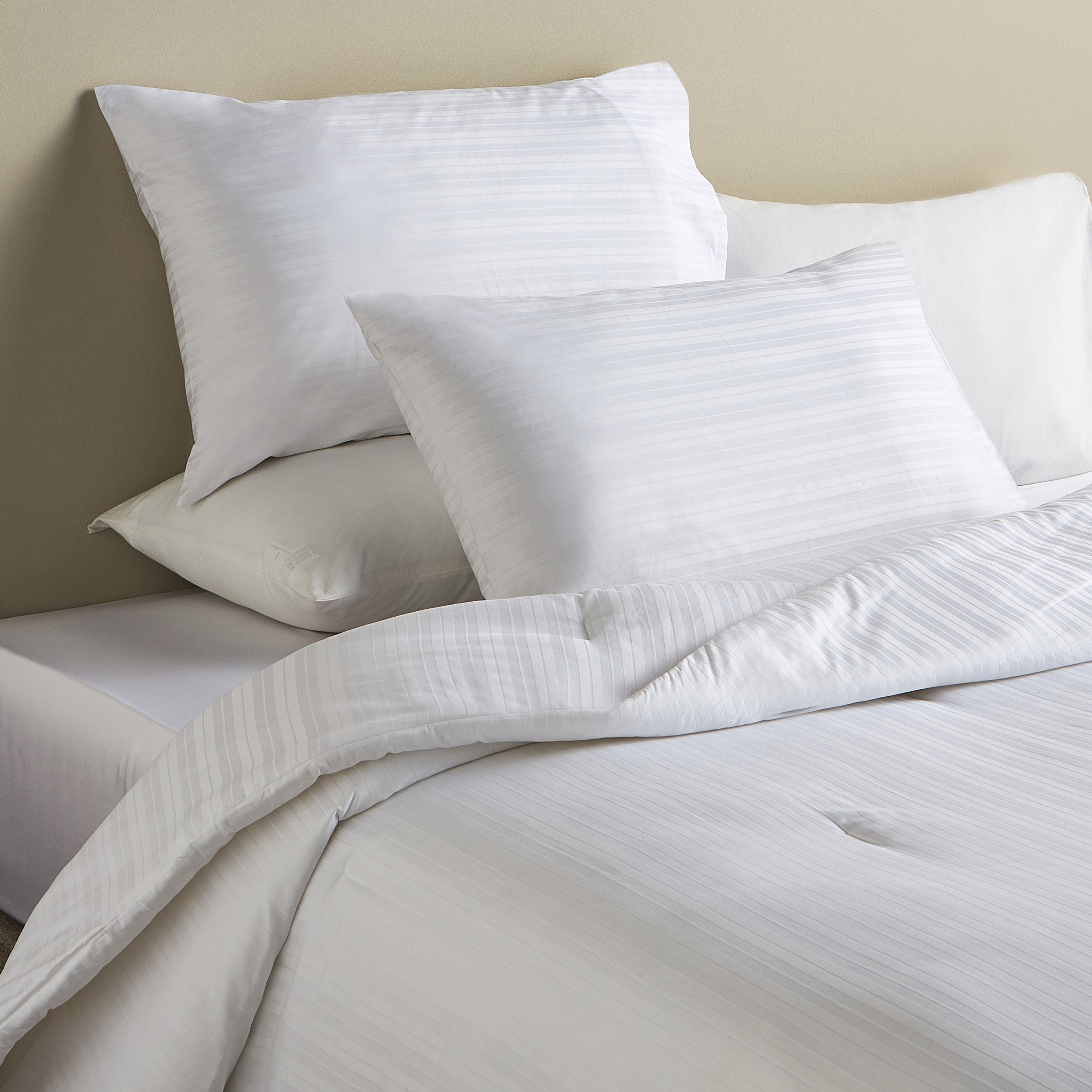 Elara Cotton Sateen 300 Thread Count 3-Piece Full Comforter Set - 160x240 cm-household-bedding-comfortersandbedspreads-comforters-image-1