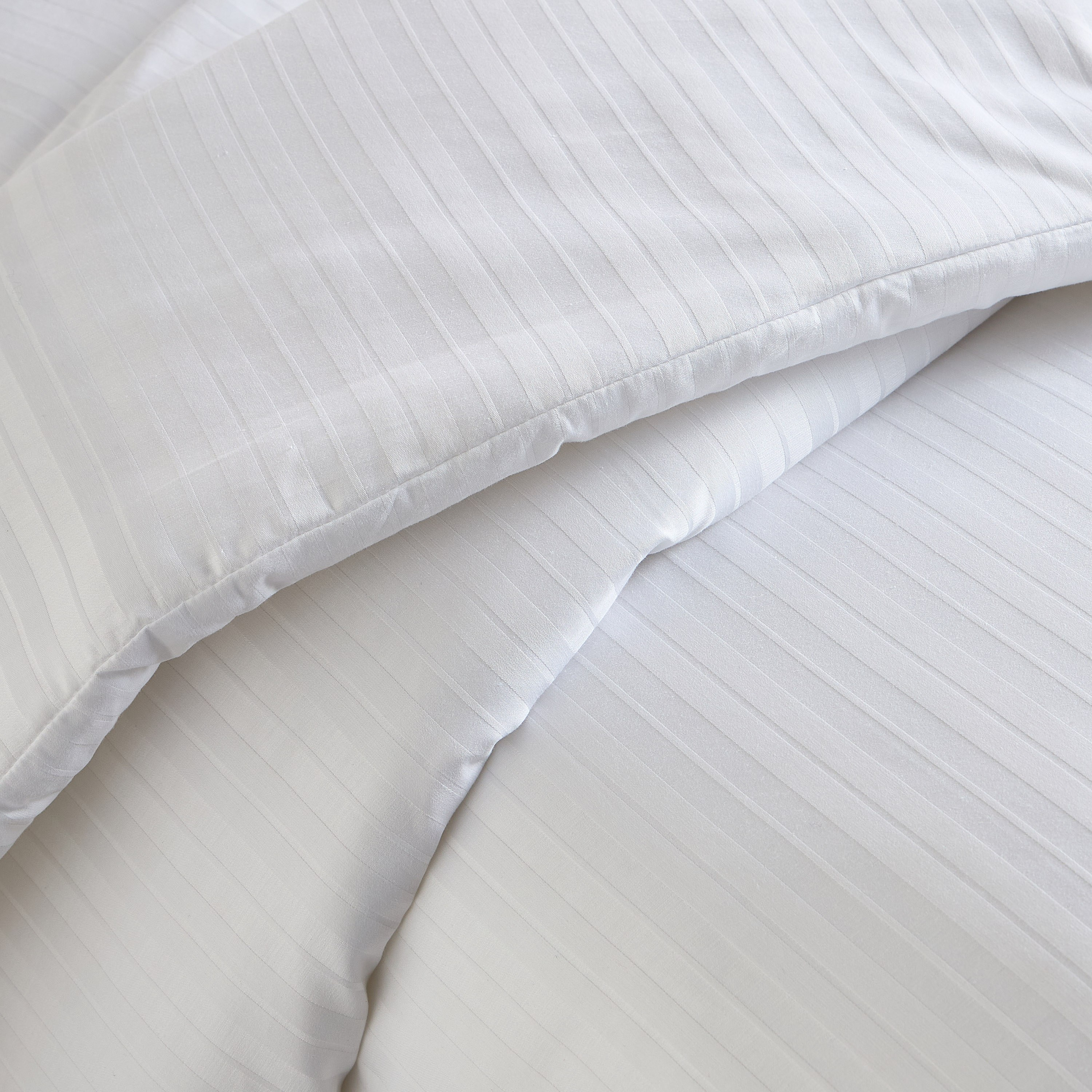 Elara Cotton Sateen 300 Thread Count 3-Piece Full Comforter Set - 160x240 cm-household-bedding-comfortersandbedspreads-comforters-image-3