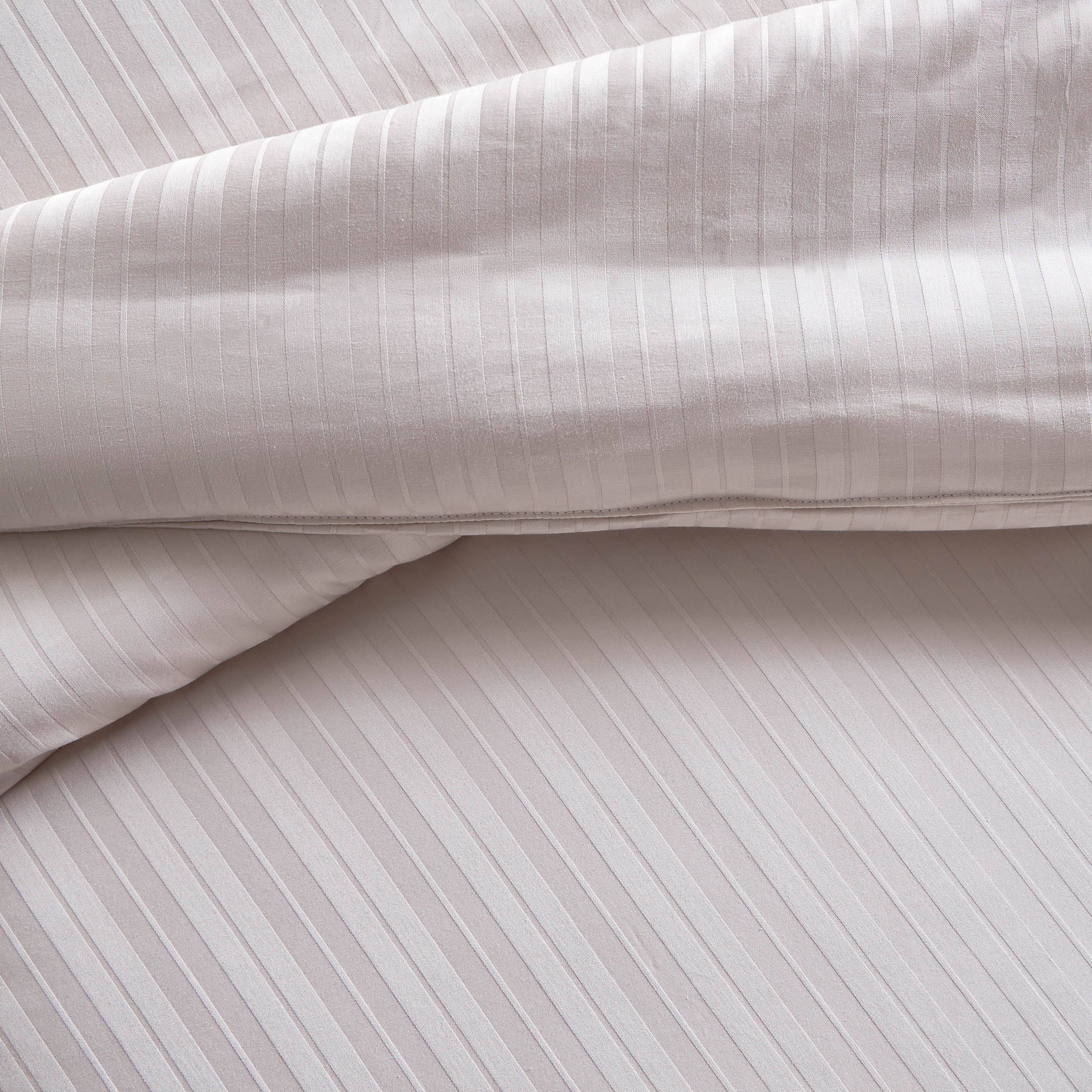 Elara Cotton Sateen 300 Thread Count 3-Piece Queen Comforter Set - 200x240 cm-household-bedding-comfortersandbedspreads-comforters-image-3