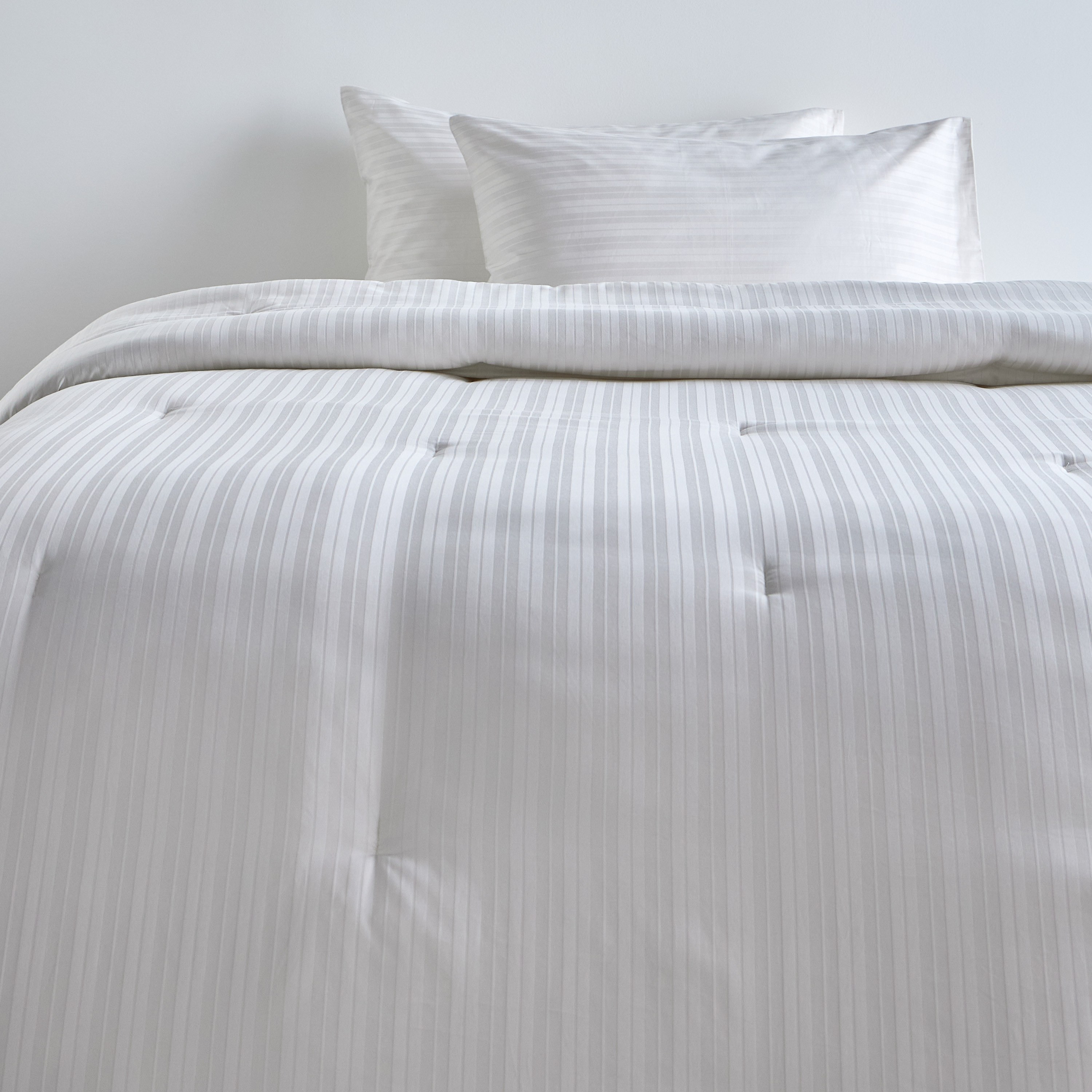 Elara Cotton Sateen 300 Thread Count 3-Piece Queen Comforter Set - 200x240 cm-household-bedding-comfortersandbedspreads-comforters-image-2