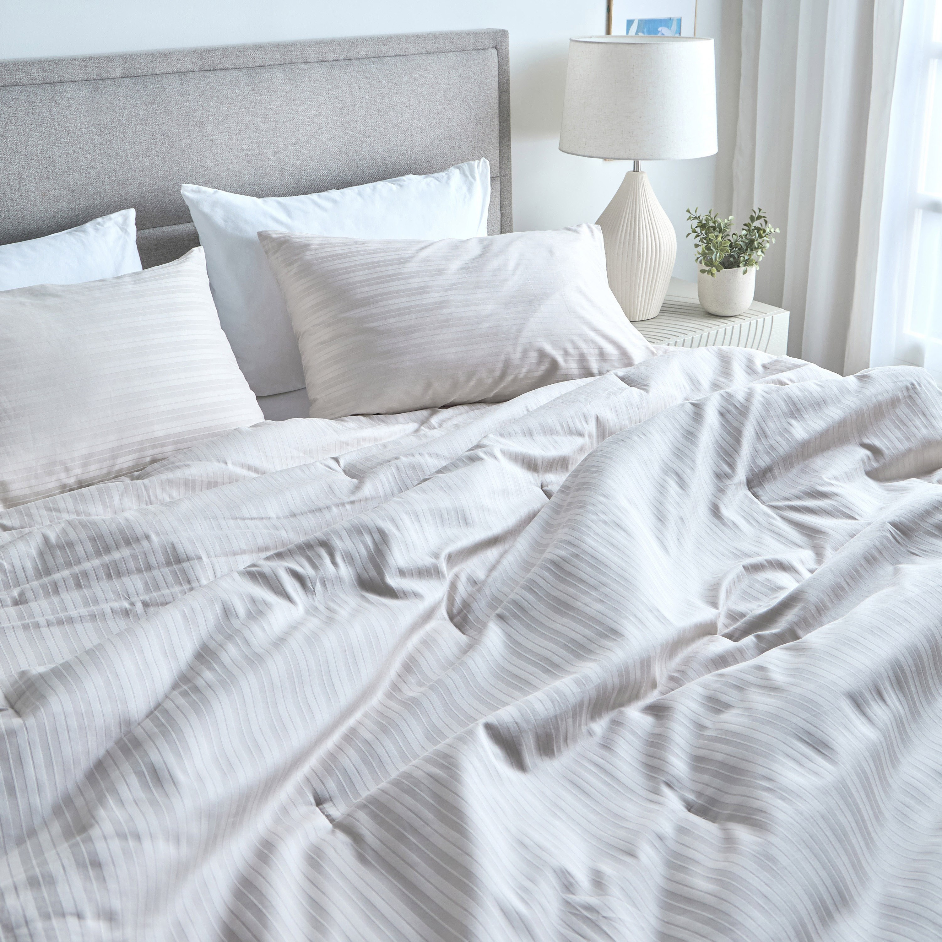 Elara Cotton Sateen 300 Thread Count 3-Piece Queen Comforter Set - 200x240 cm-household-bedding-comfortersandbedspreads-comforters-image-5