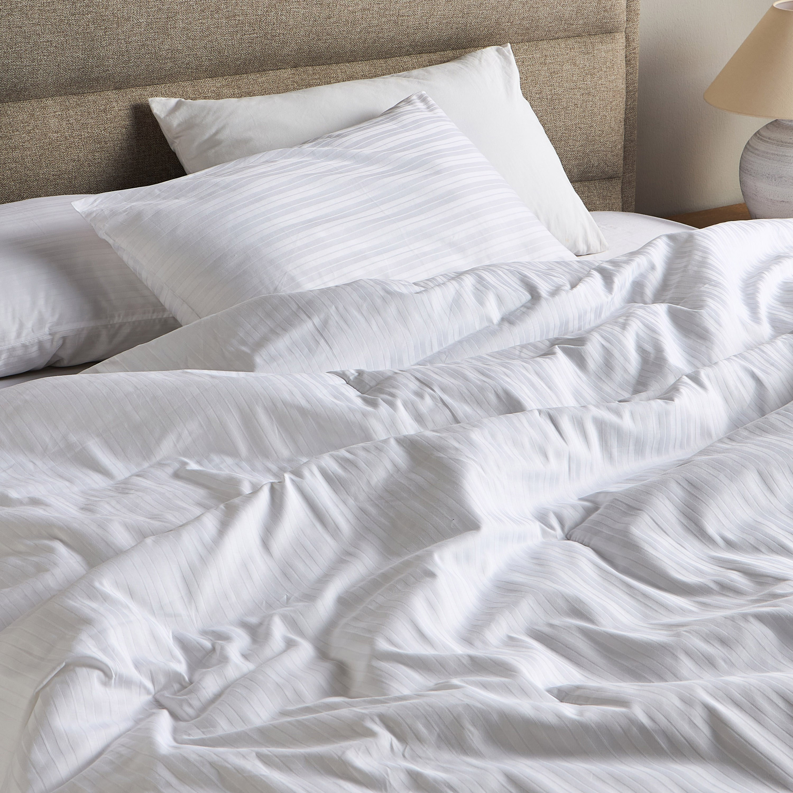 Elara Cotton Sateen 300 Thread Count 3-Piece Queen Comforter Set - 200x240 cm-household-bedding-comfortersandbedspreads-comforters-image-5