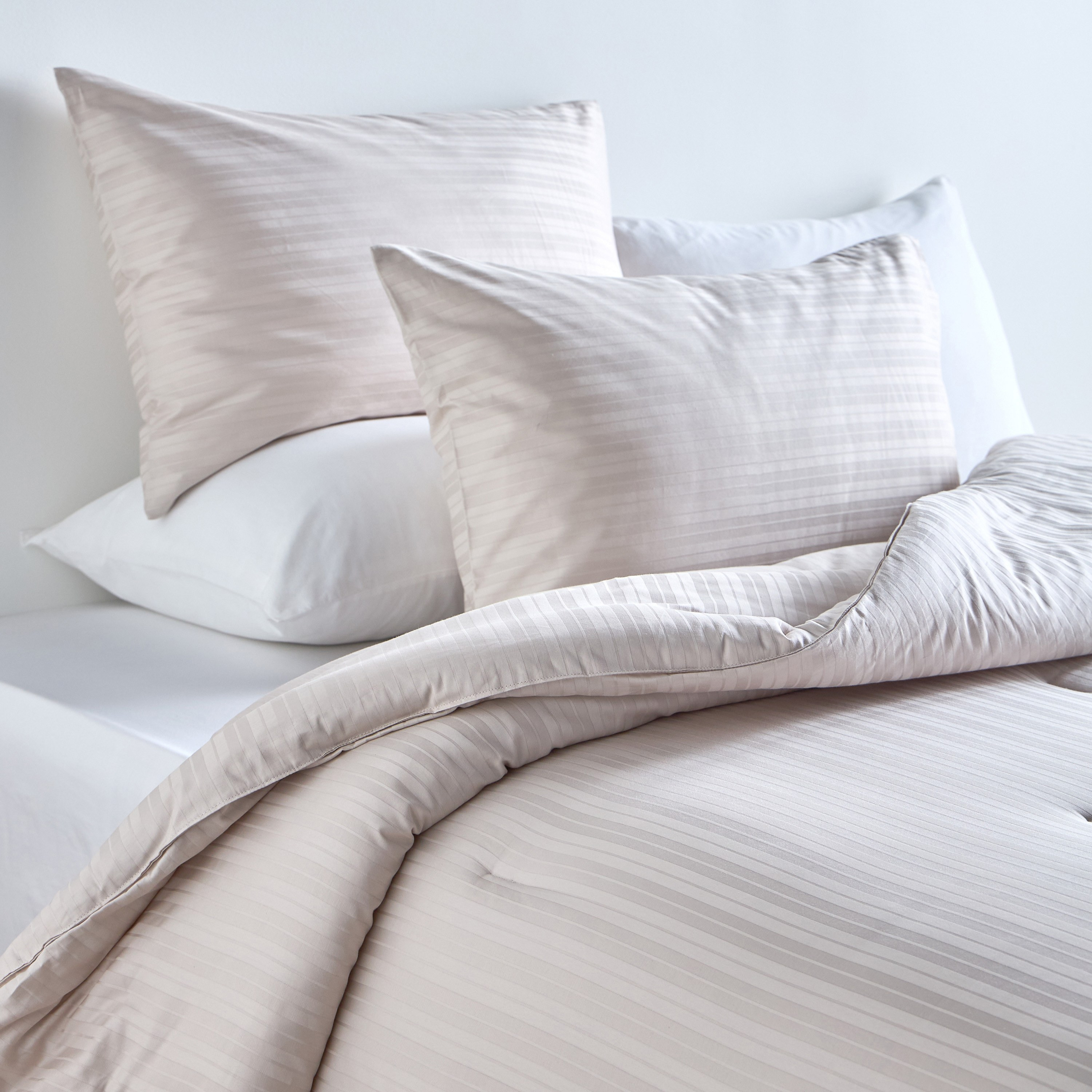 Elara Cotton Sateen 300 Thread Count 3-Piece Super King Comforter Set - 250x260 cm-household-bedding-comfortersandbedspreads-comforters-image-1