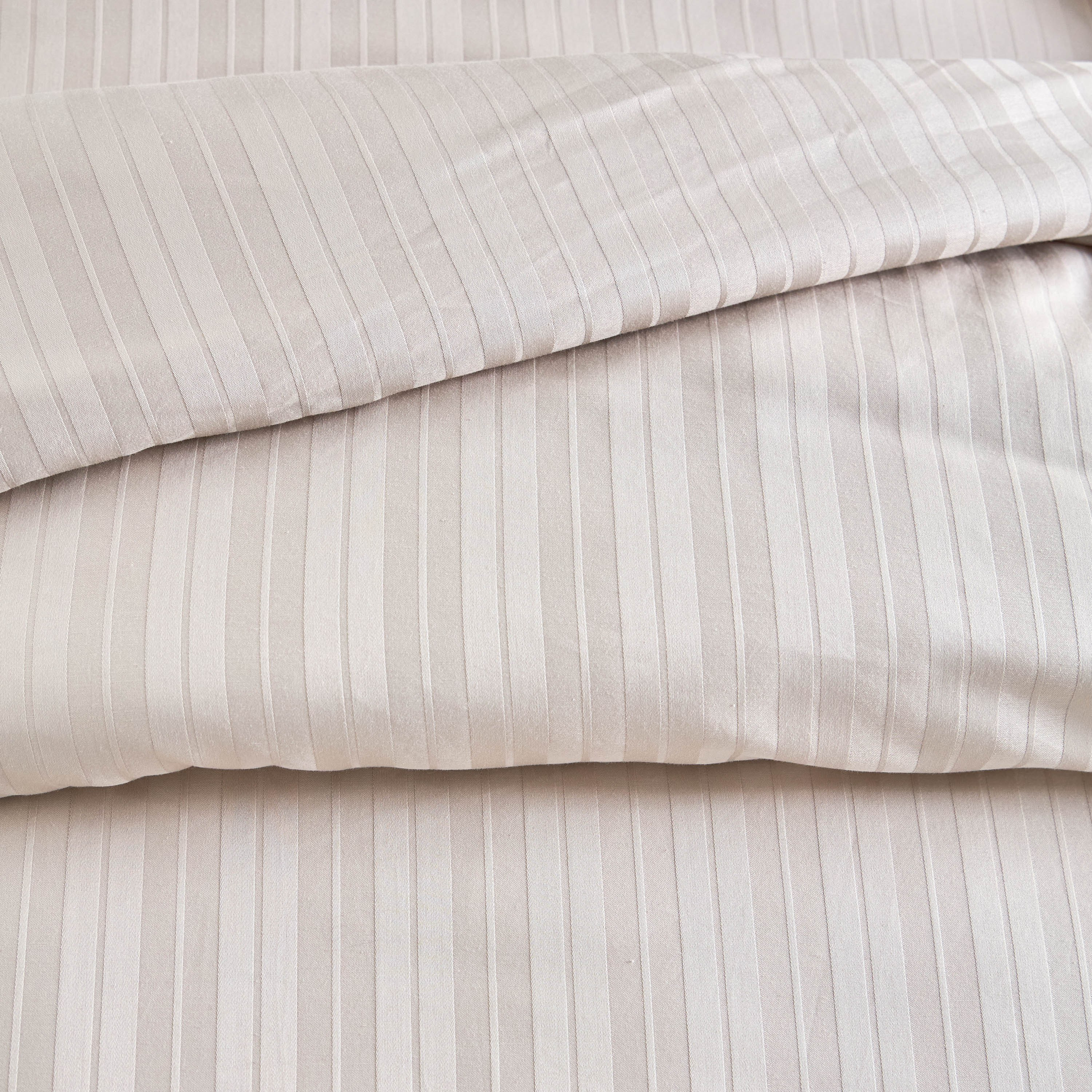 Elara Cotton Sateen 300 Thread Count 3-Piece King Duvet Cover Set - 220x230 cm-household-bedding-duvetandcovers-duvetcovers-image-3