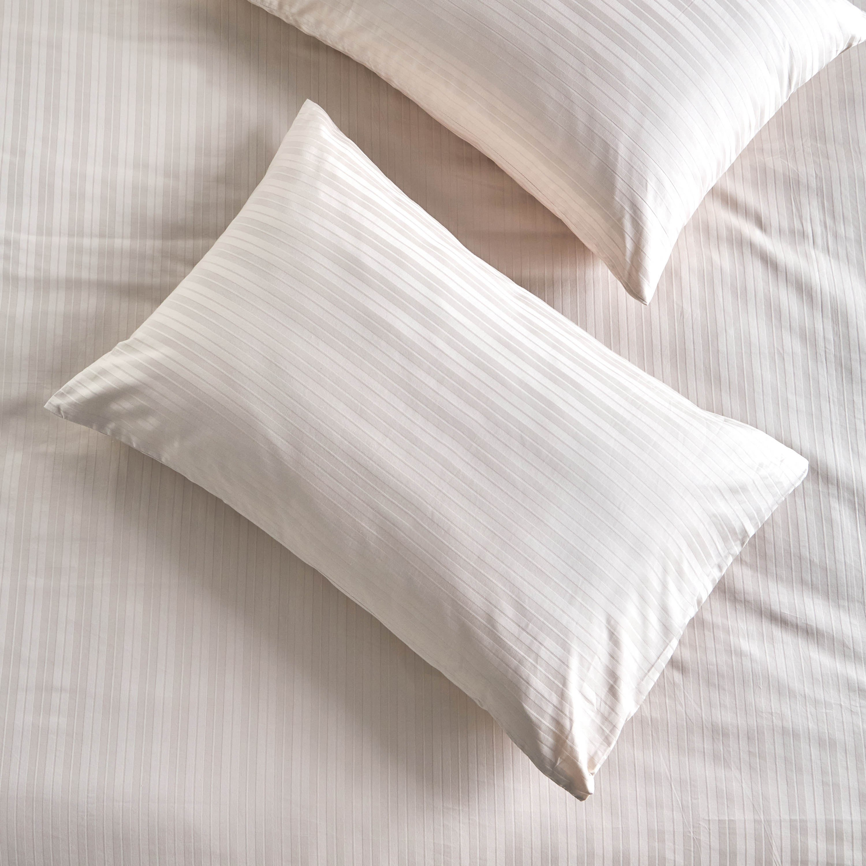 Elara Cotton Sateen 300 Thread Count 3-Piece King Duvet Cover Set - 220x230 cm-household-bedding-duvetandcovers-duvetcovers-image-4