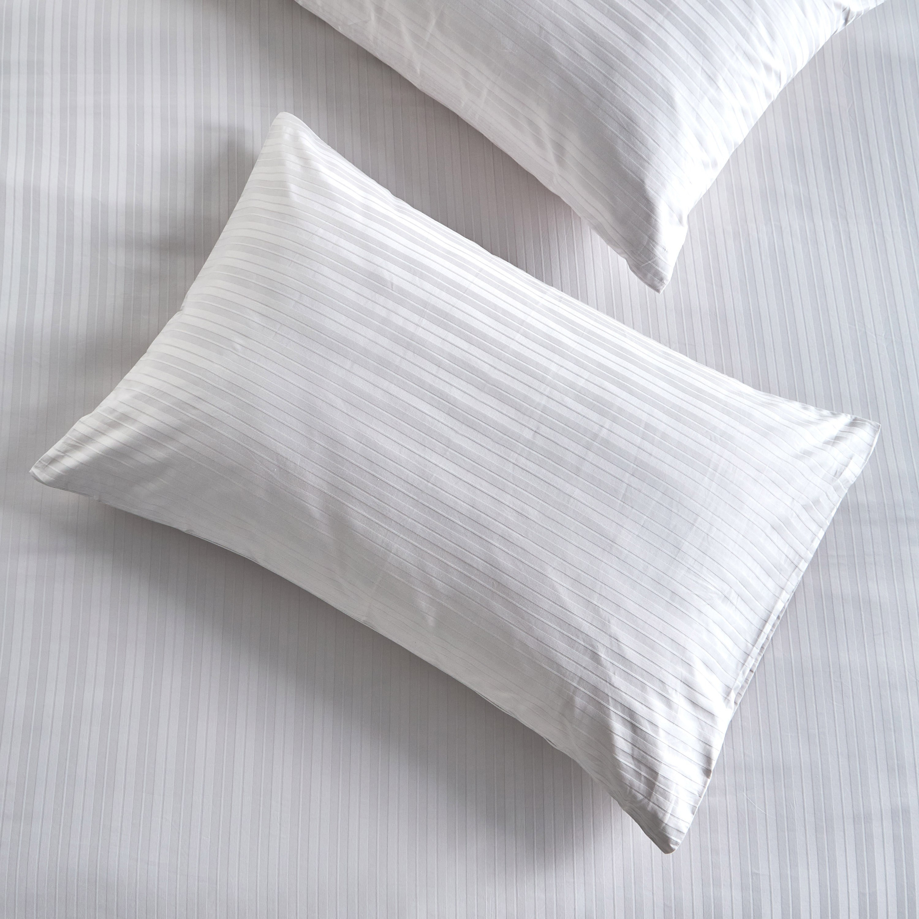 Elara Cotton Sateen 300 Thread Count 3-Piece King Duvet Cover Set - 220x230 cm-household-bedding-duvetandcovers-duvetcovers-image-4