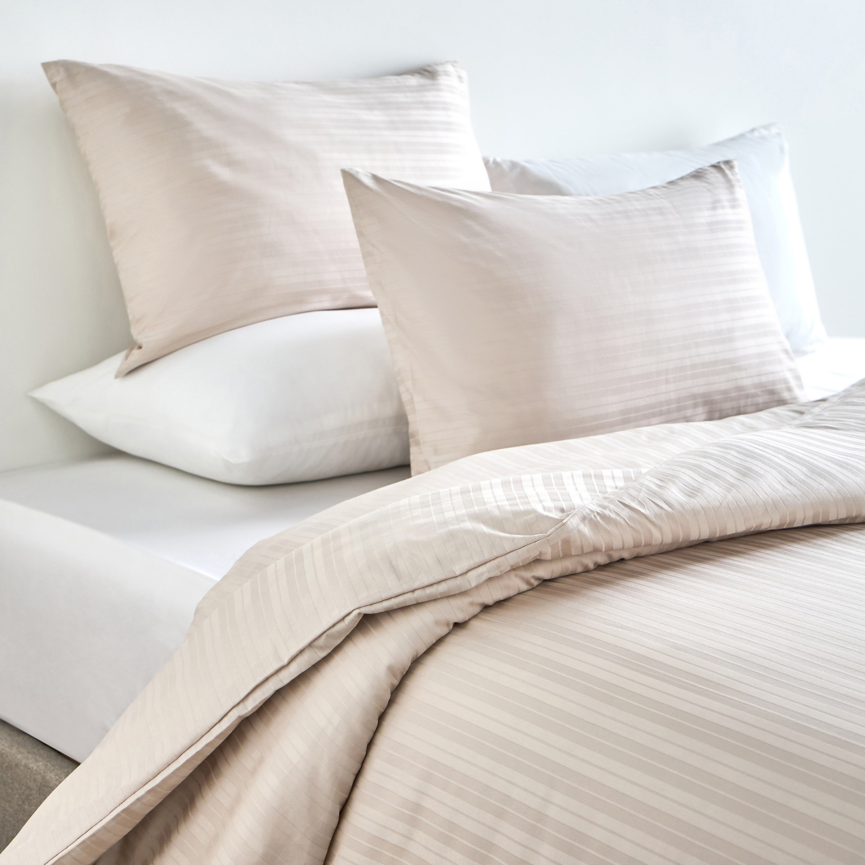 Elara Cotton Sateen 300 Thread Count 3-Piece Queen Duvet Cover Set - 200x200 cm-household-bedding-duvetandcovers-duvetcovers-image-1