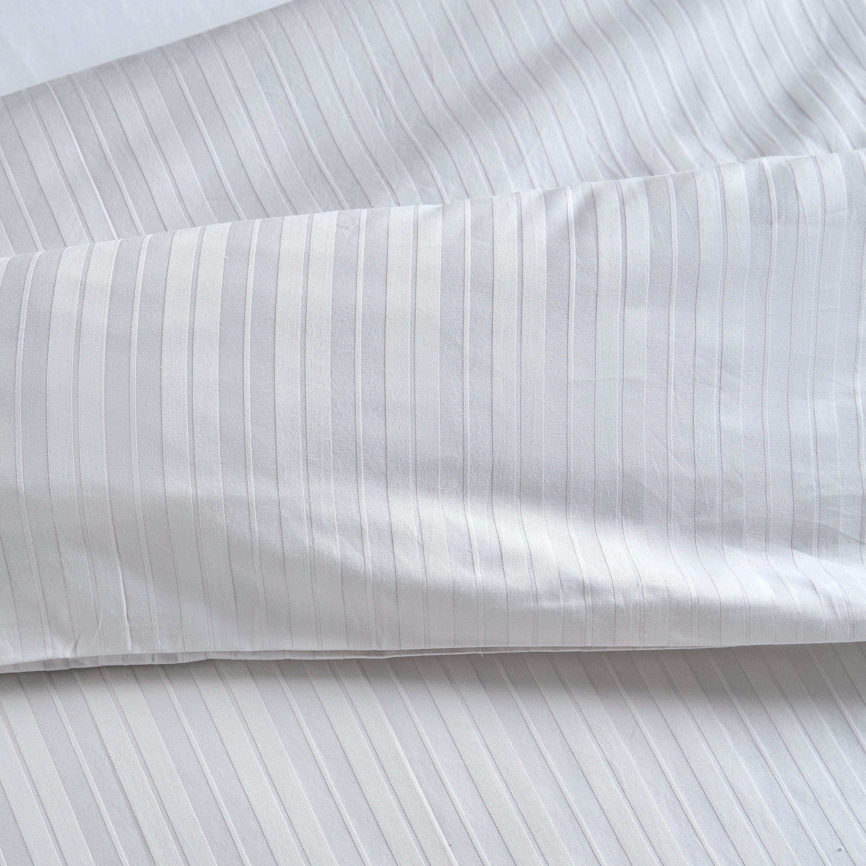 Elara Cotton Sateen 300 TC 3-Piece Super King Duvet Cover Set - 260x220 cm-household-bedding-duvetandcovers-duvetcovers-image-3